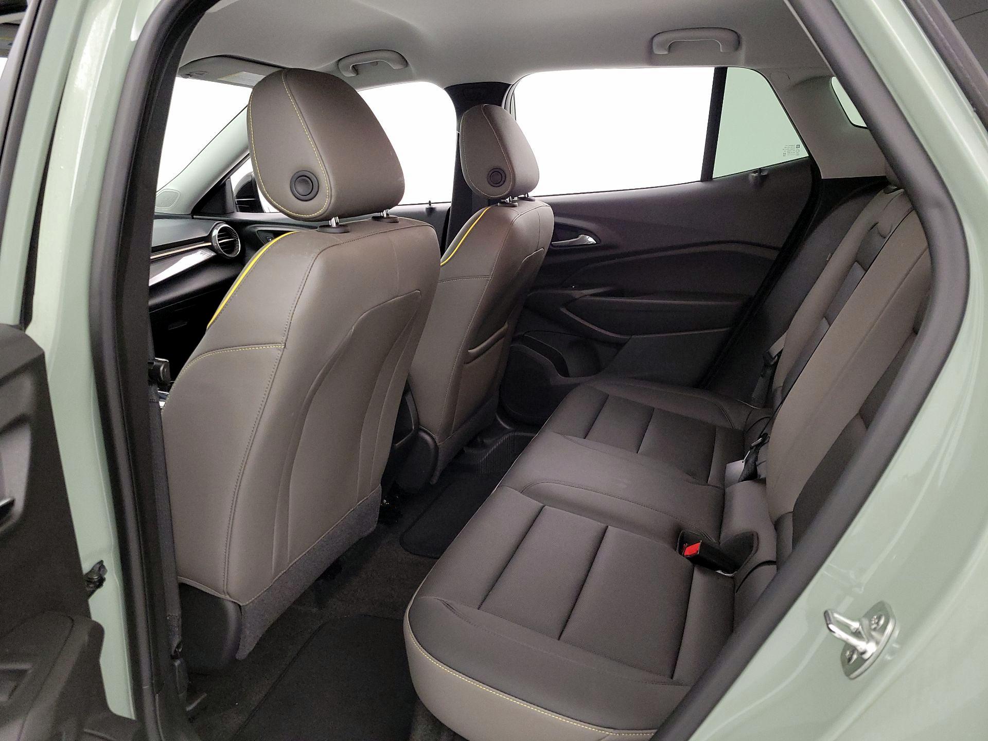 Thumbnail: 2024 Chevrolet Trax - 19