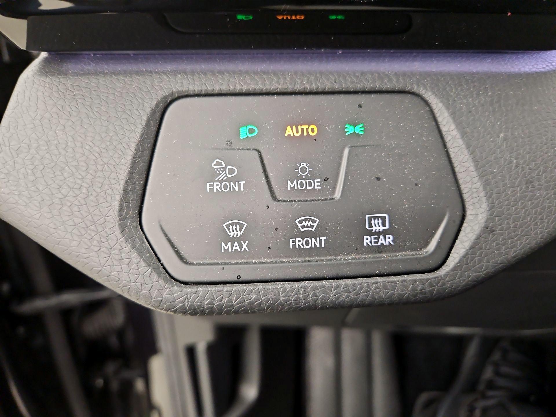 Thumbnail: 2023 Volkswagen ID.4 - 13