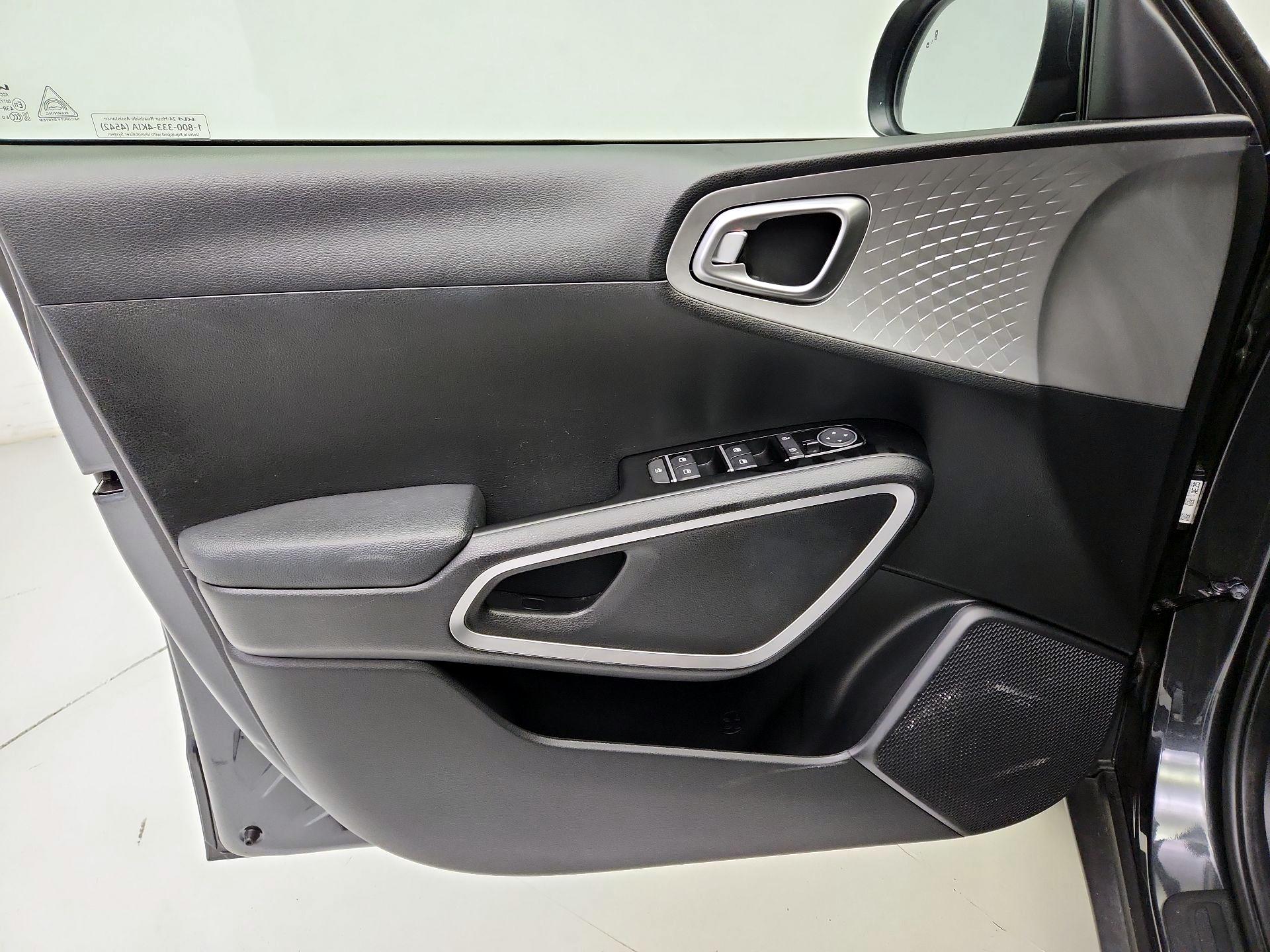 Thumbnail: 2025 Kia Soul - 12