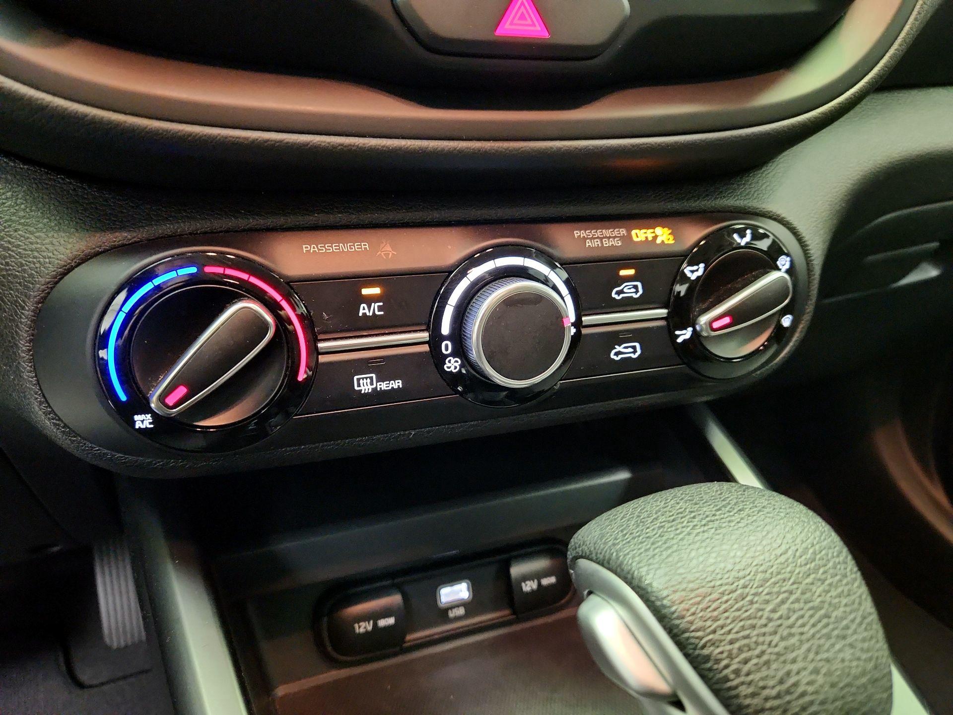 Thumbnail: 2025 Kia Soul - 16