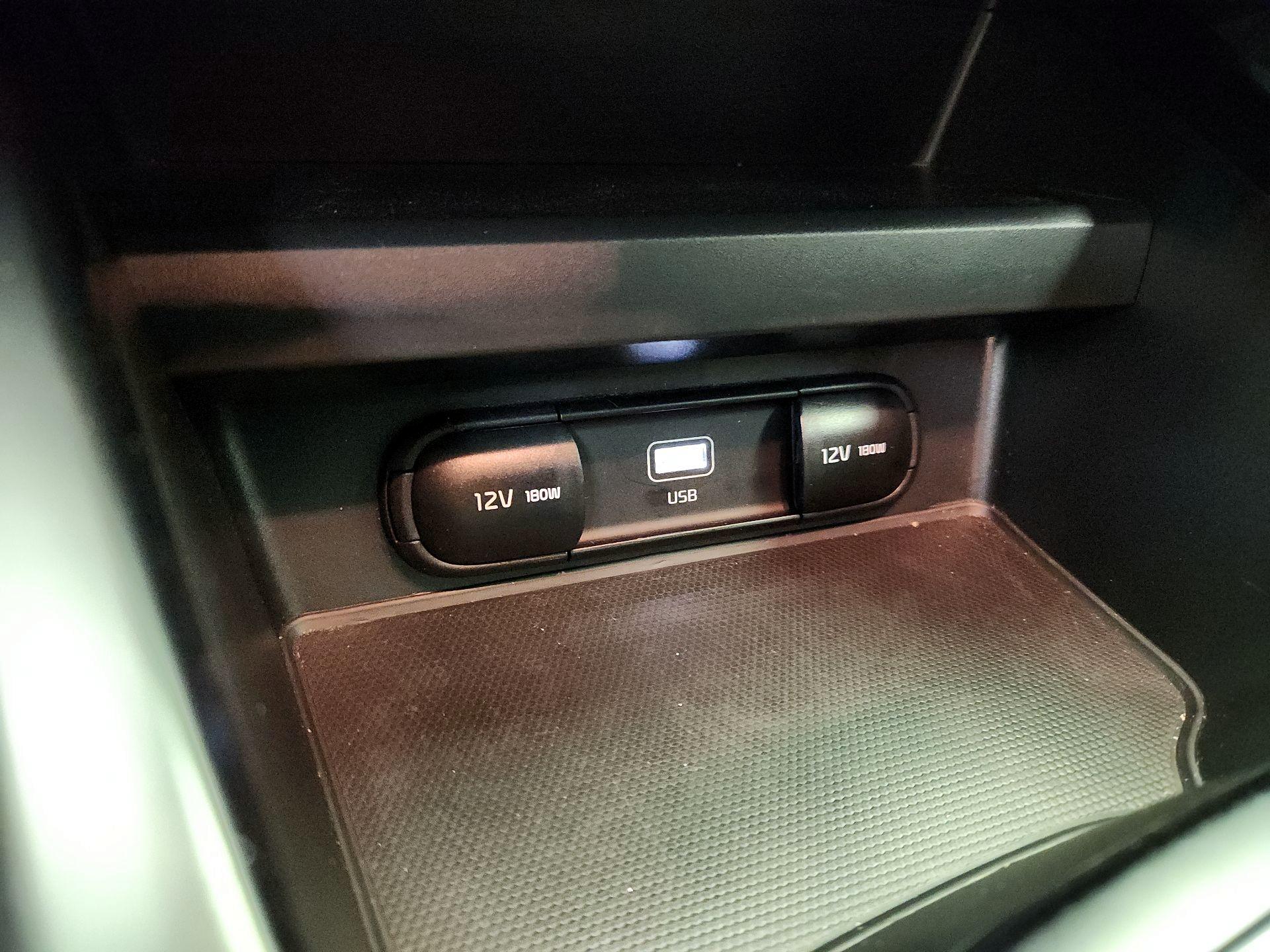 Thumbnail: 2025 Kia Soul - 18