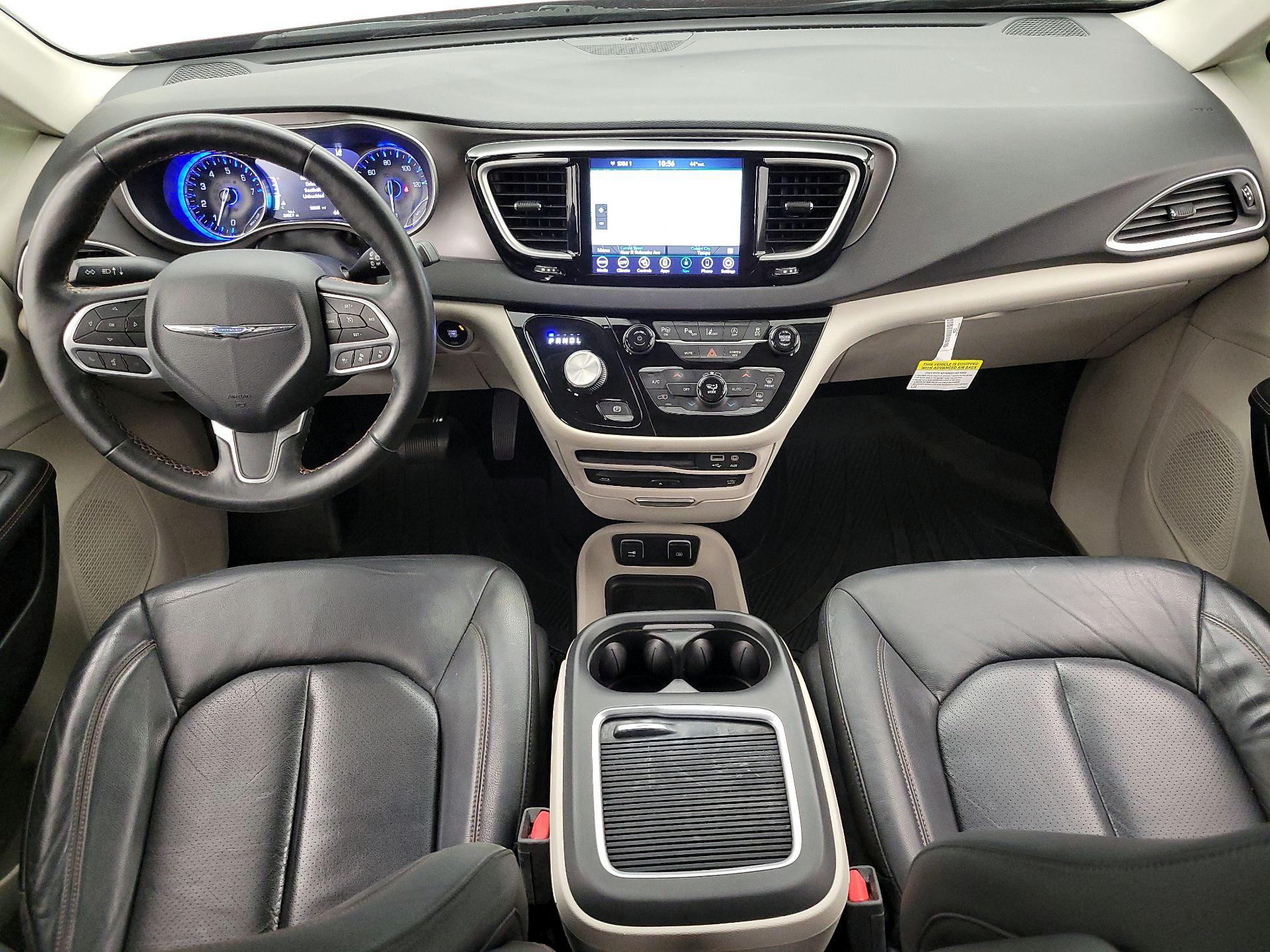 Thumbnail: 2020 Chrysler Pacifica - 9