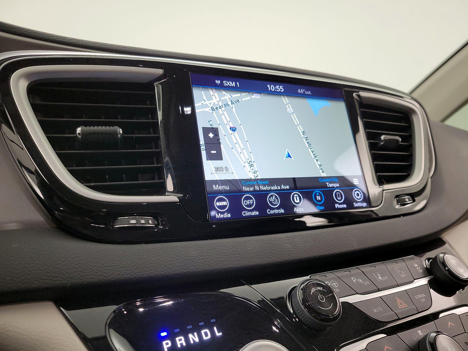 Thumbnail: 2020 Chrysler Pacifica - 14