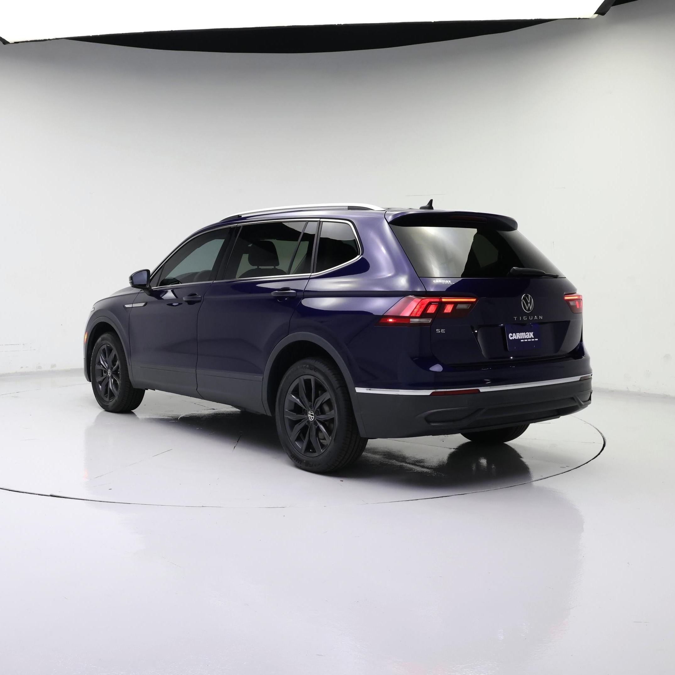 Thumbnail: 2022 Volkswagen Tiguan - 2