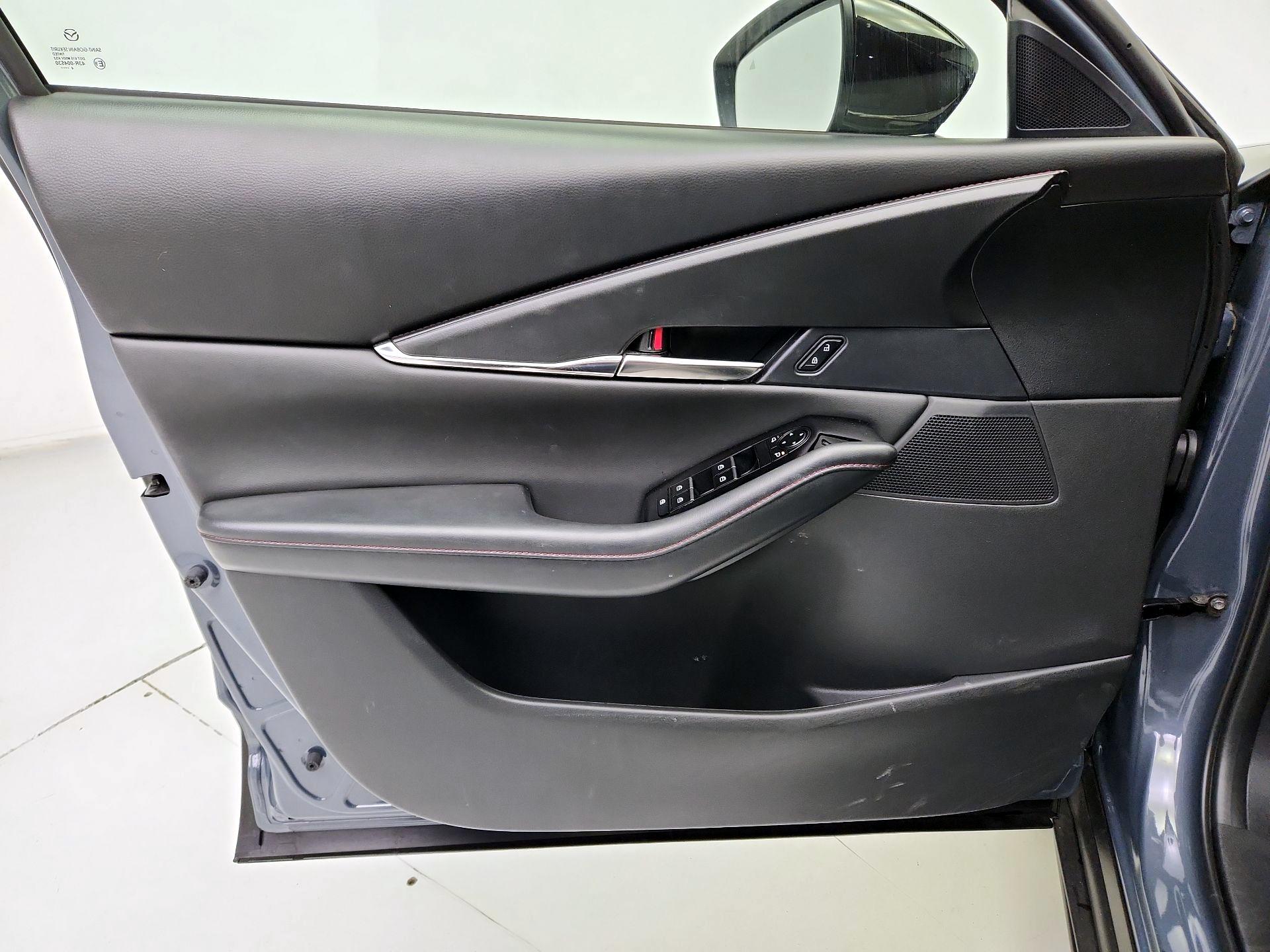 Thumbnail: 2025 Mazda CX-30 - 12