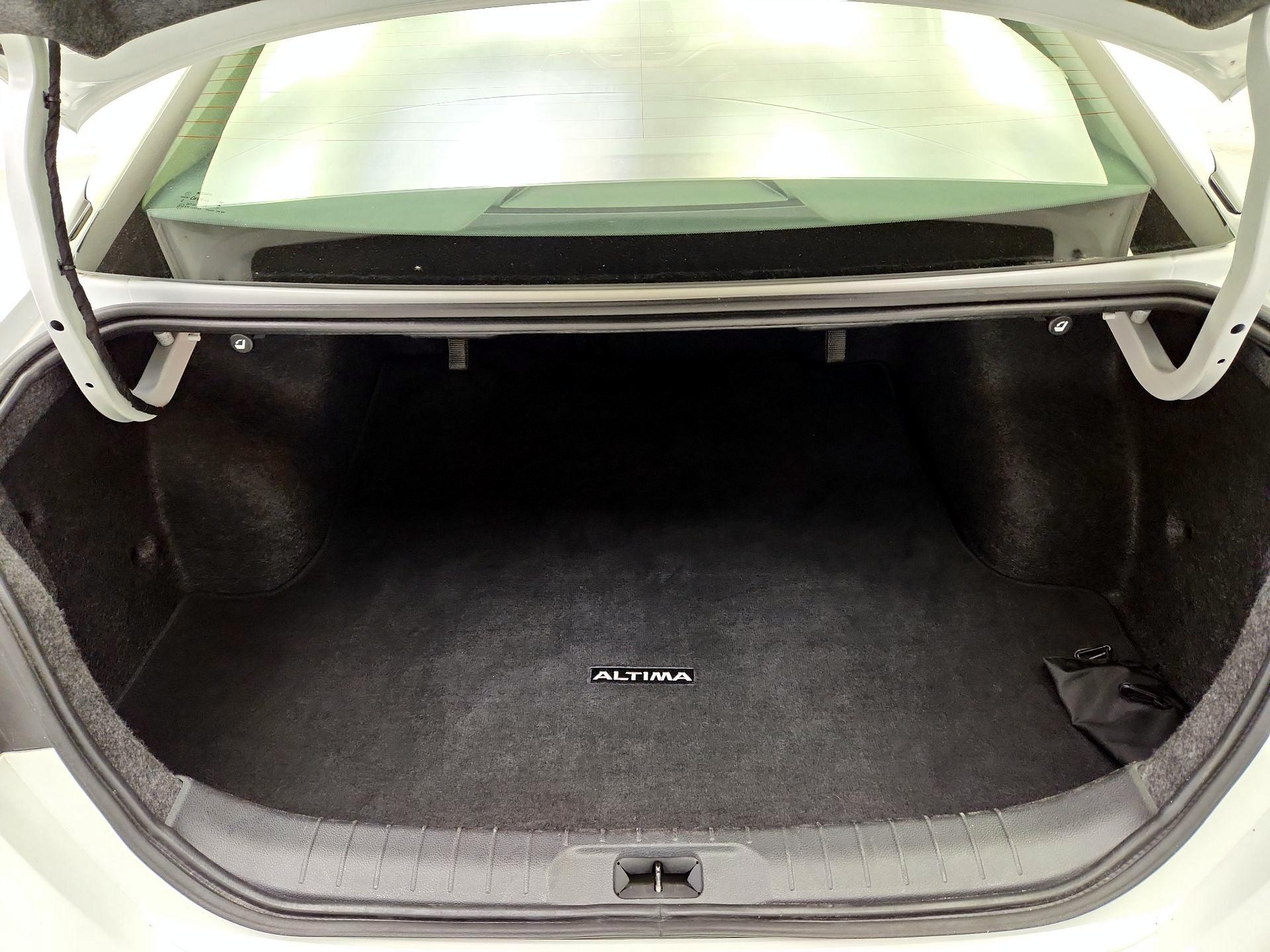 Thumbnail: 2025 Nissan Altima - 20