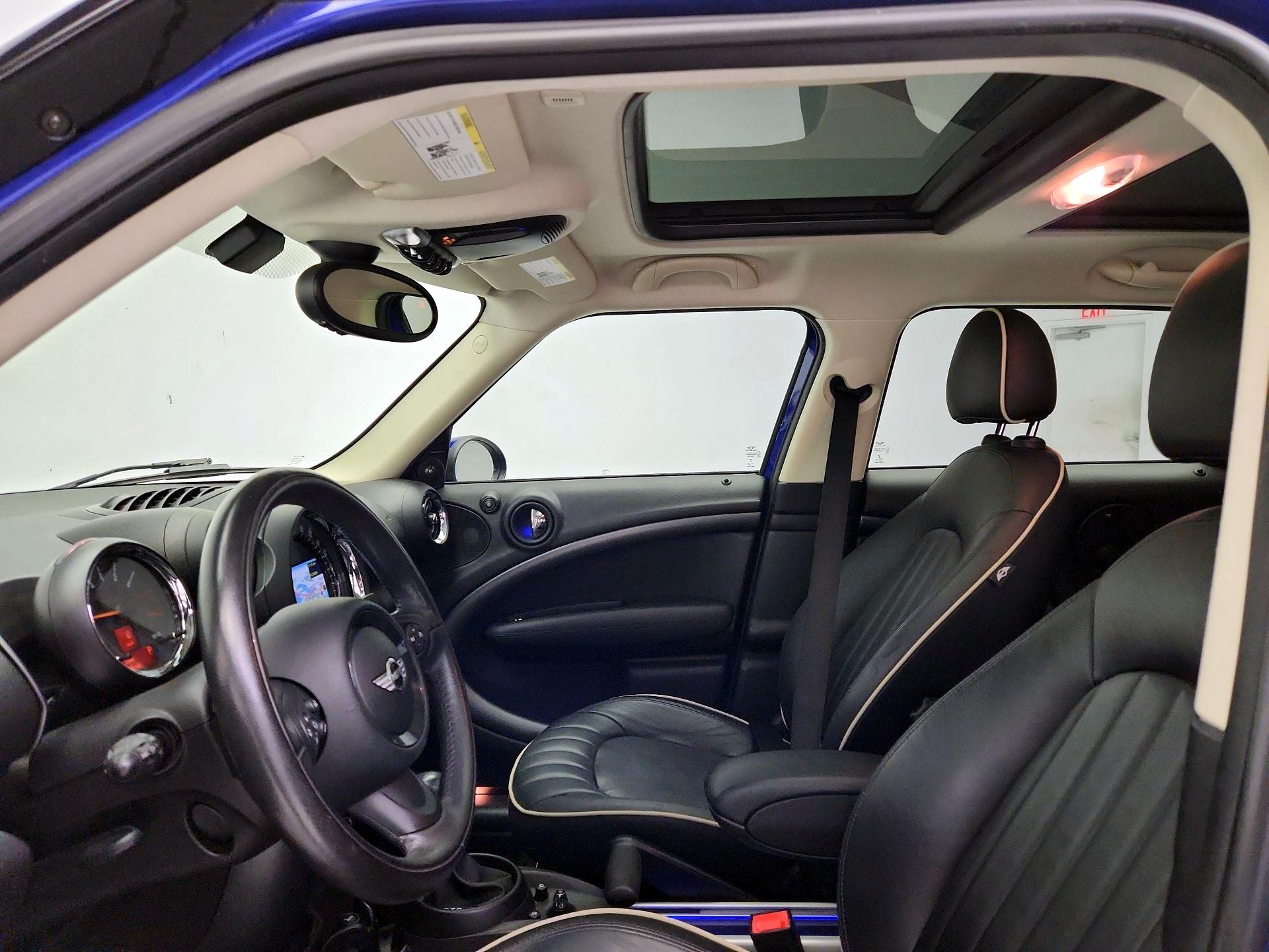 Thumbnail: 2016 MINI Cooper Countryman - 18