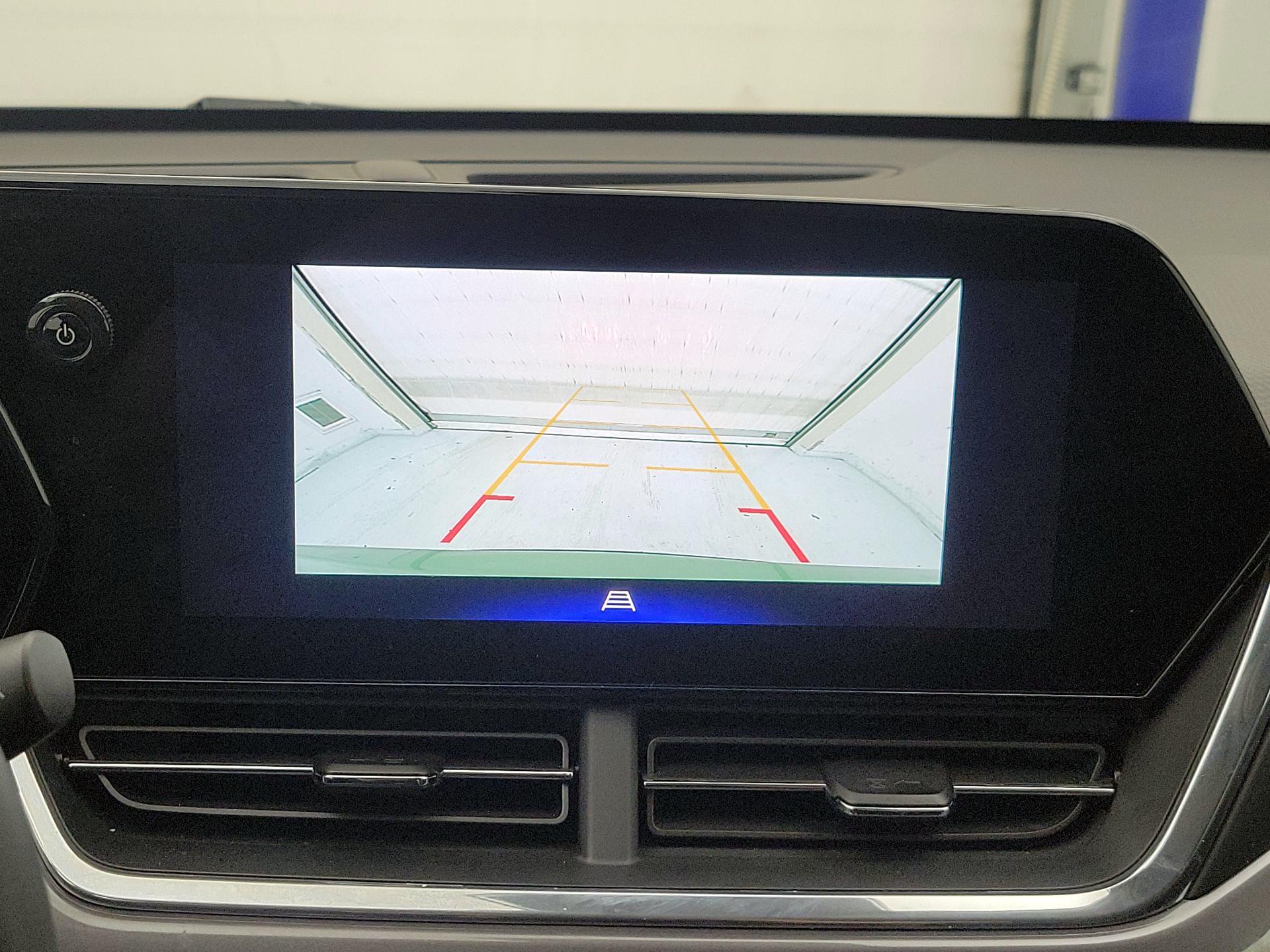 Thumbnail: 2025 Chevrolet Trax - 14