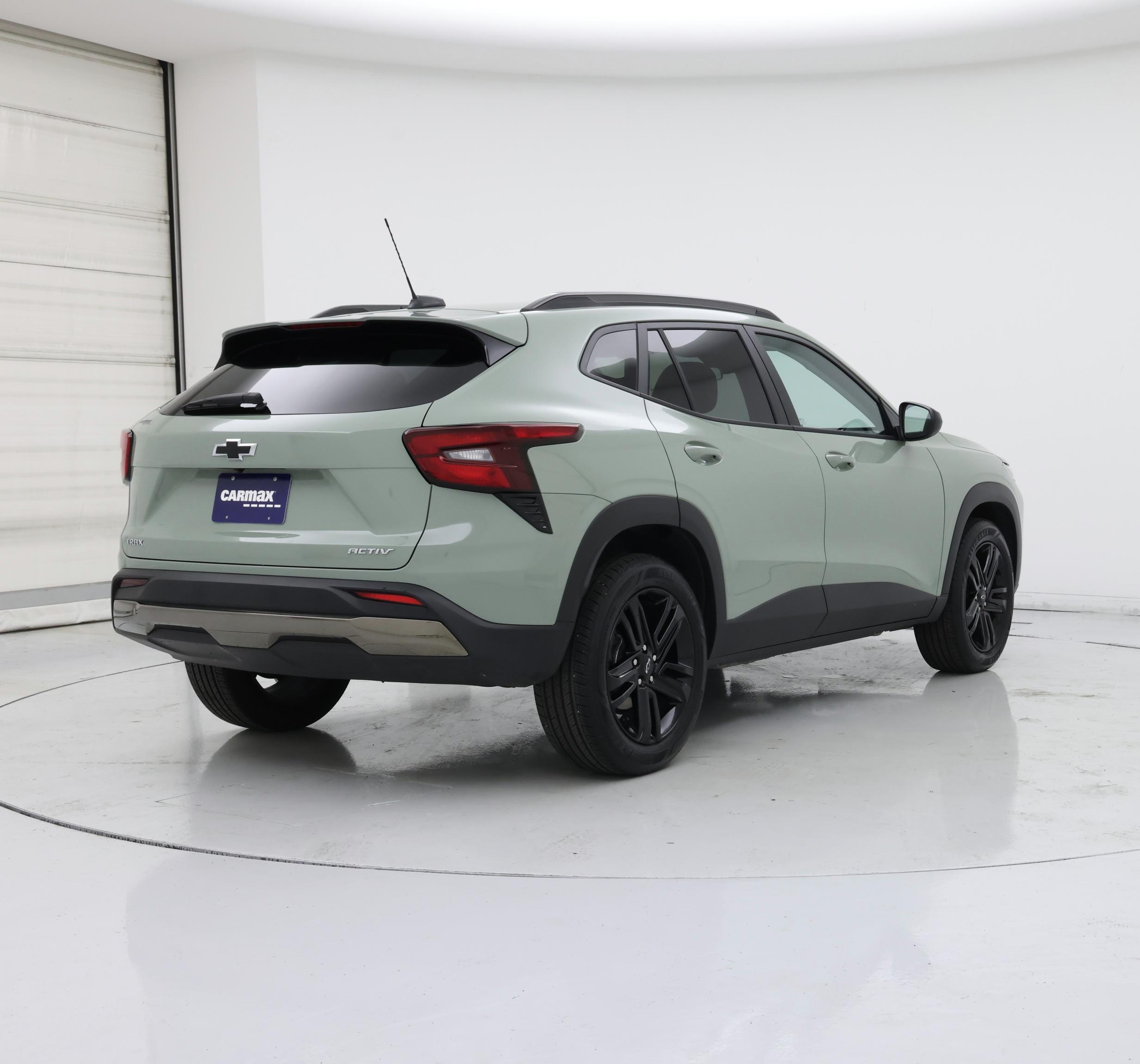 Thumbnail: 2025 Chevrolet Trax - 8