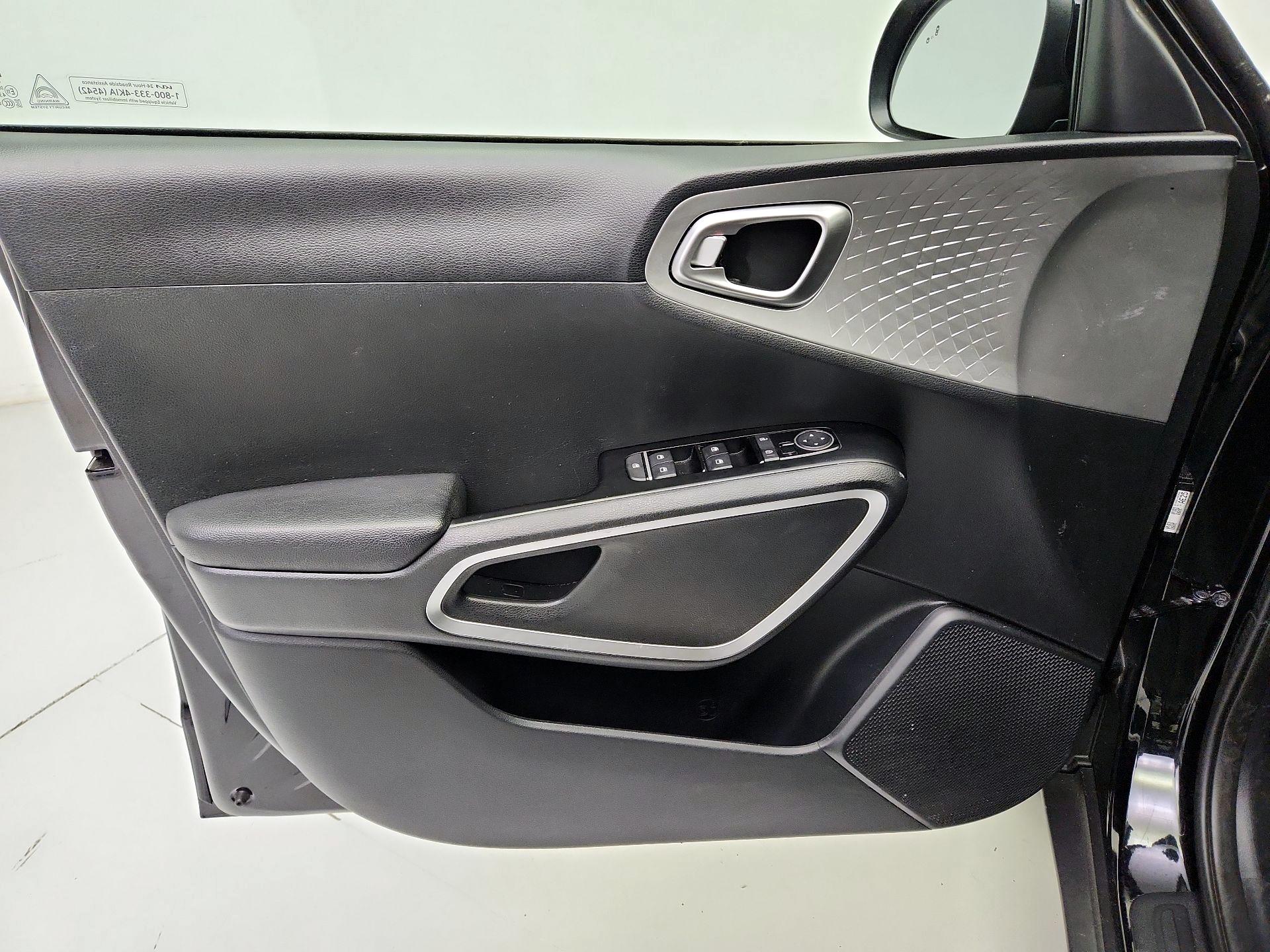 Thumbnail: 2025 Kia Soul - 12