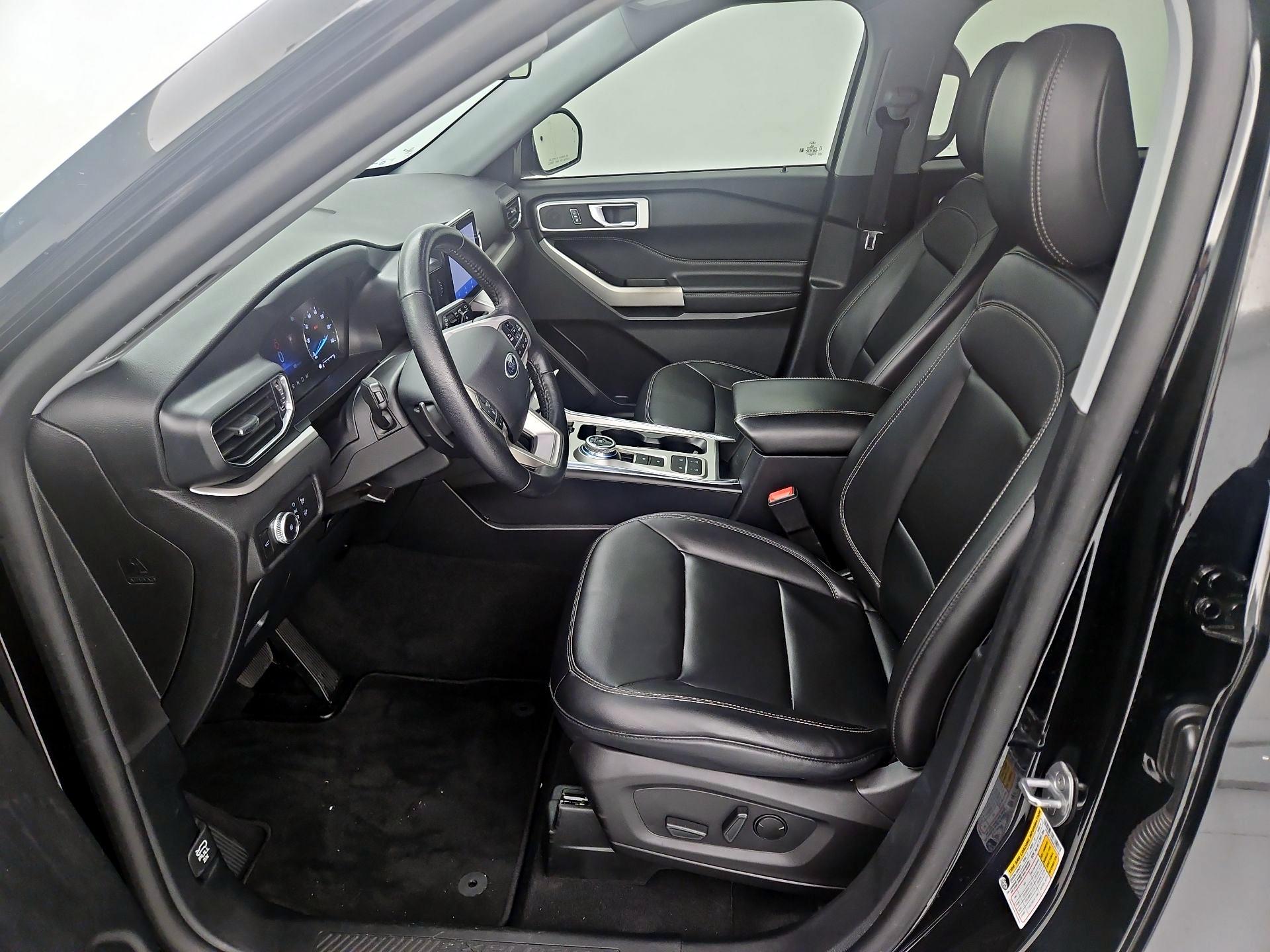 Thumbnail: 2021 Ford Explorer - 11