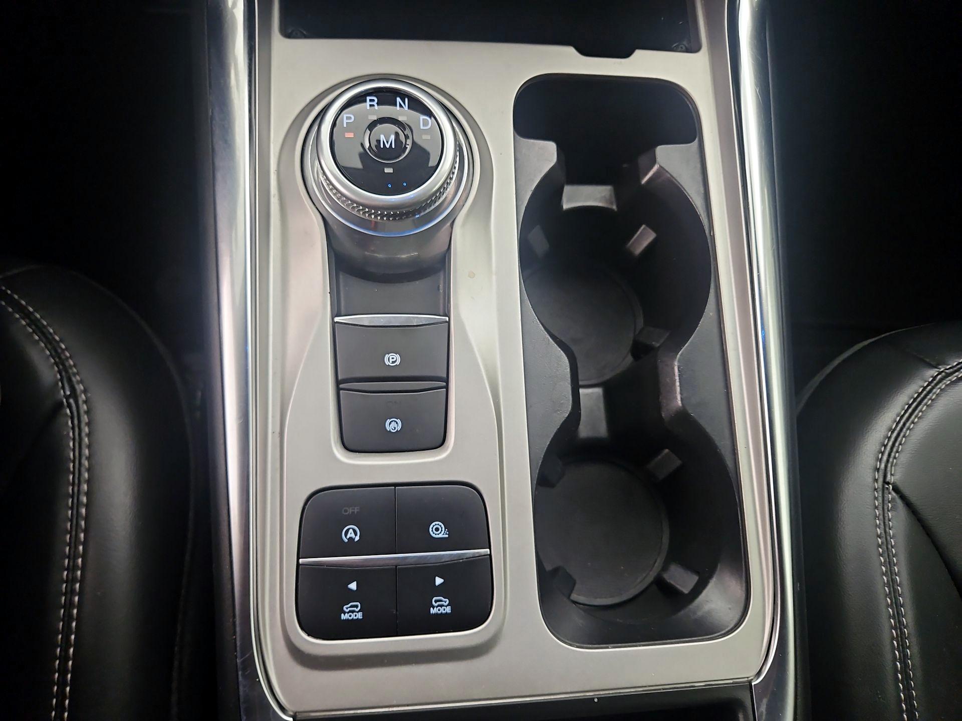 Thumbnail: 2021 Ford Explorer - 17