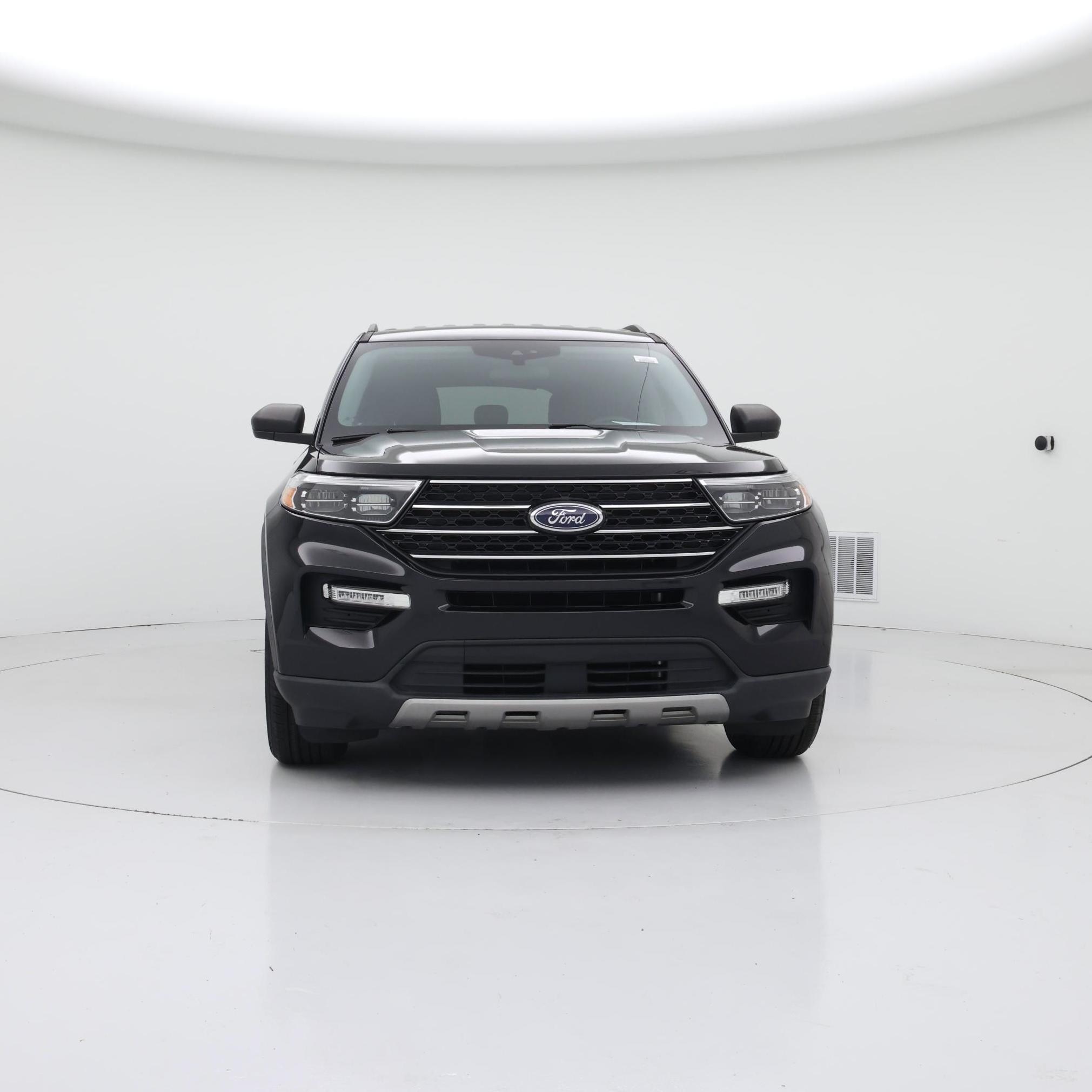 Thumbnail: 2021 Ford Explorer - 5