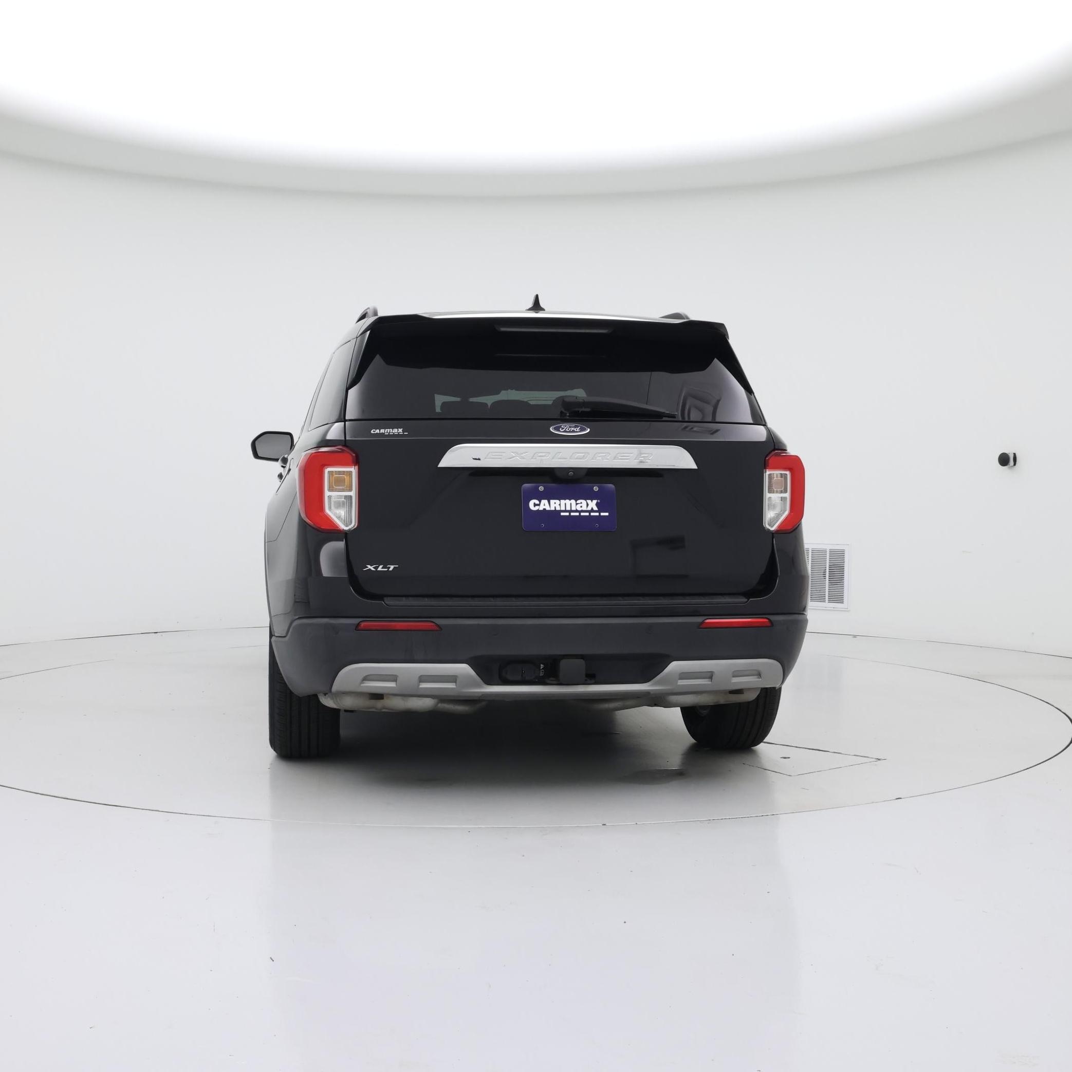 Thumbnail: 2021 Ford Explorer - 6