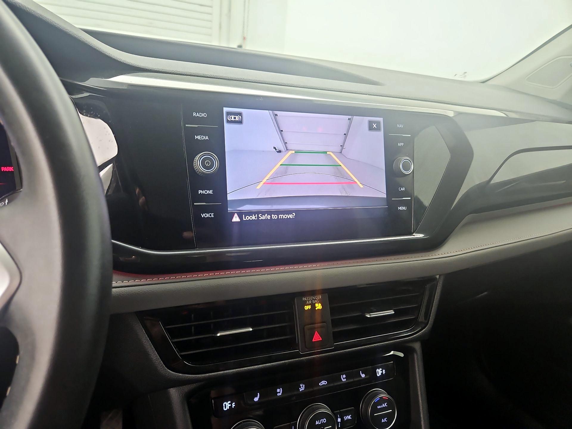 Thumbnail: 2024 Volkswagen Taos - 15