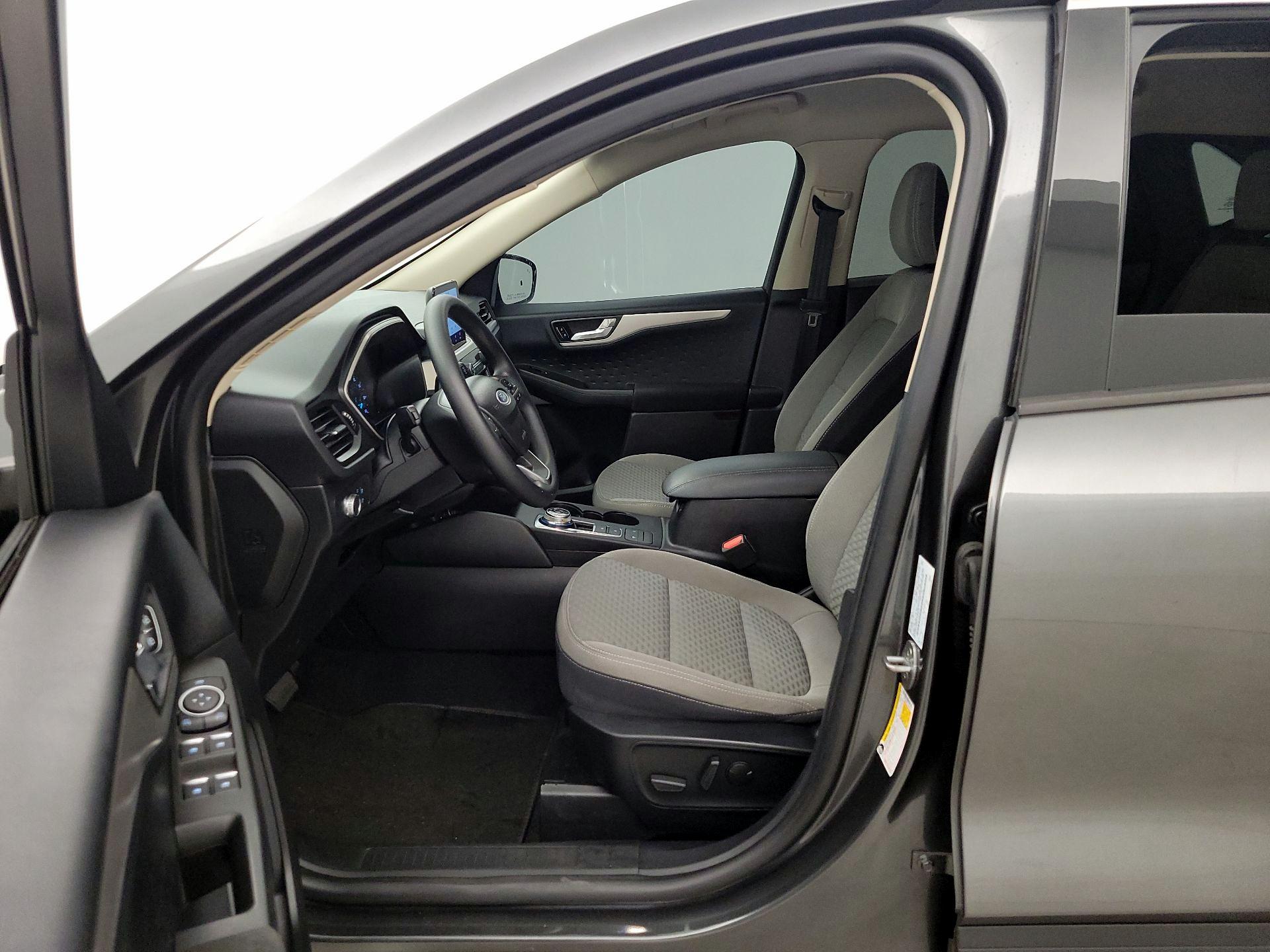 Thumbnail: 2020 Ford Escape - 11