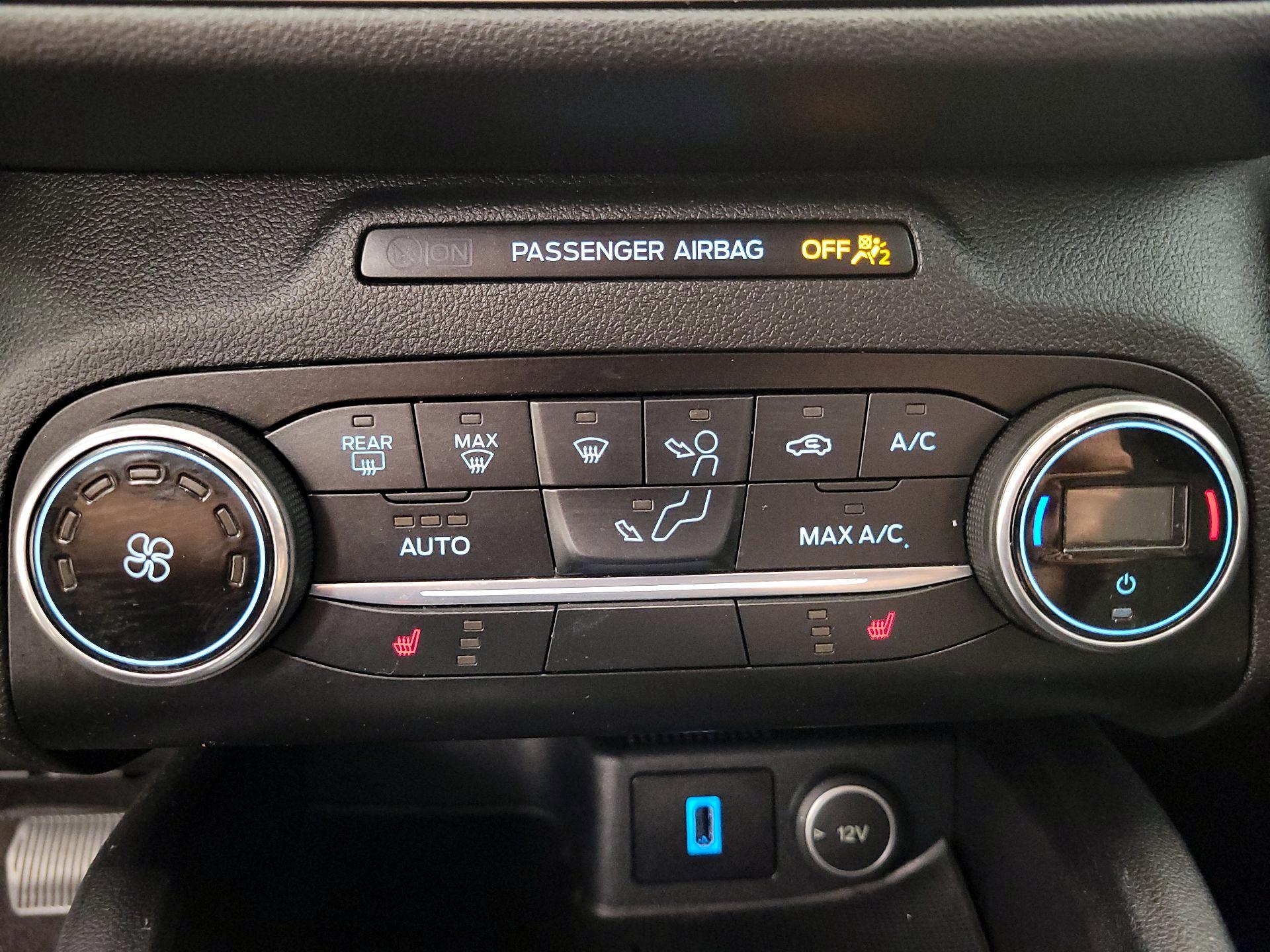 Thumbnail: 2020 Ford Escape - 16