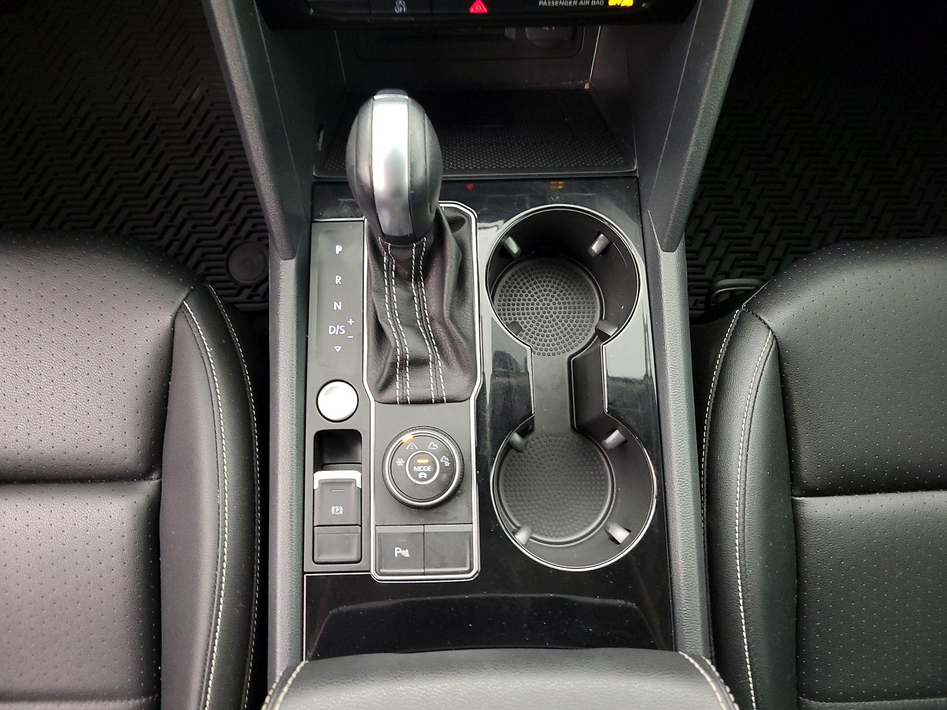 Thumbnail: 2023 Volkswagen Atlas - 17