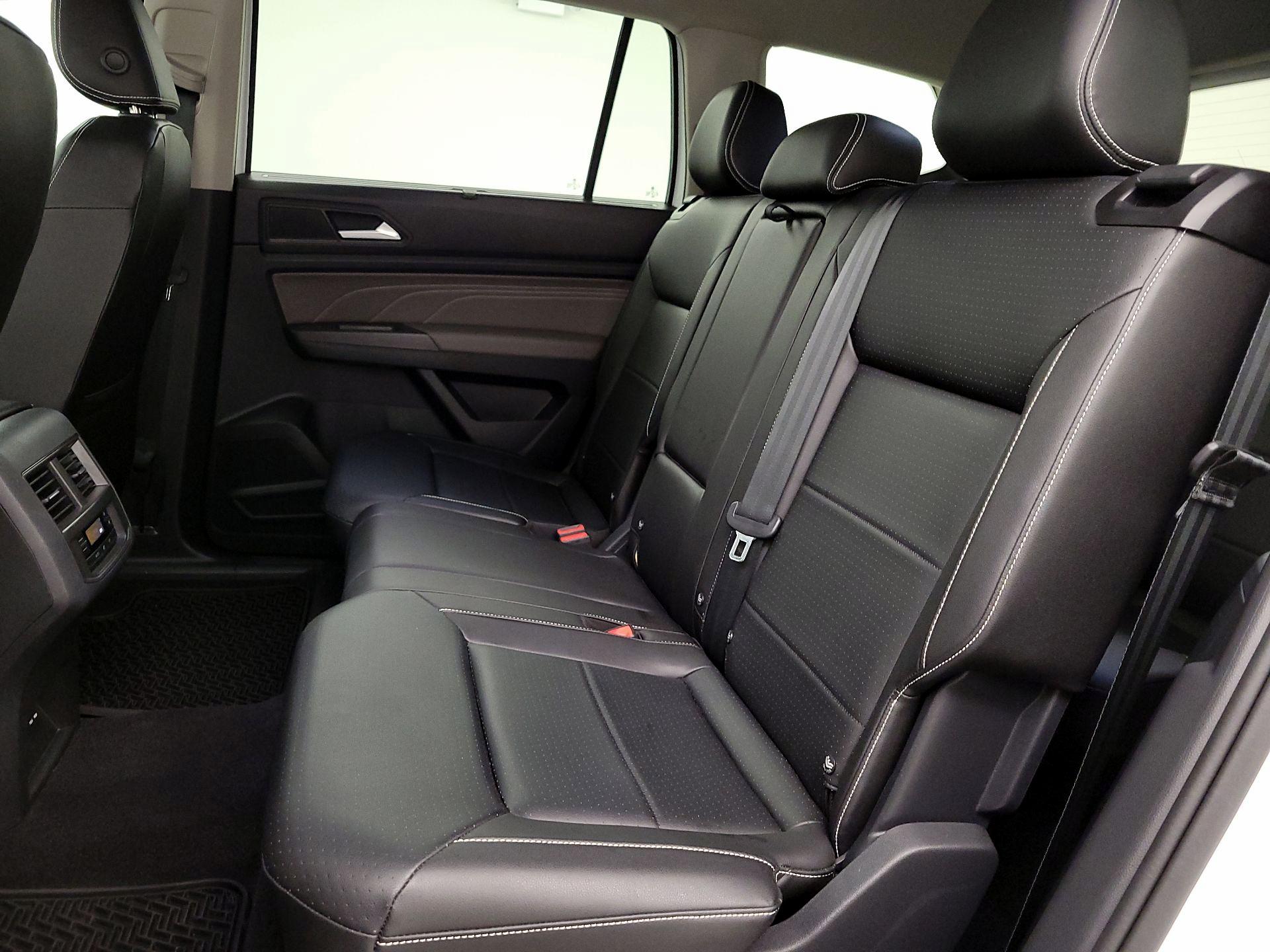 Thumbnail: 2023 Volkswagen Atlas - 20