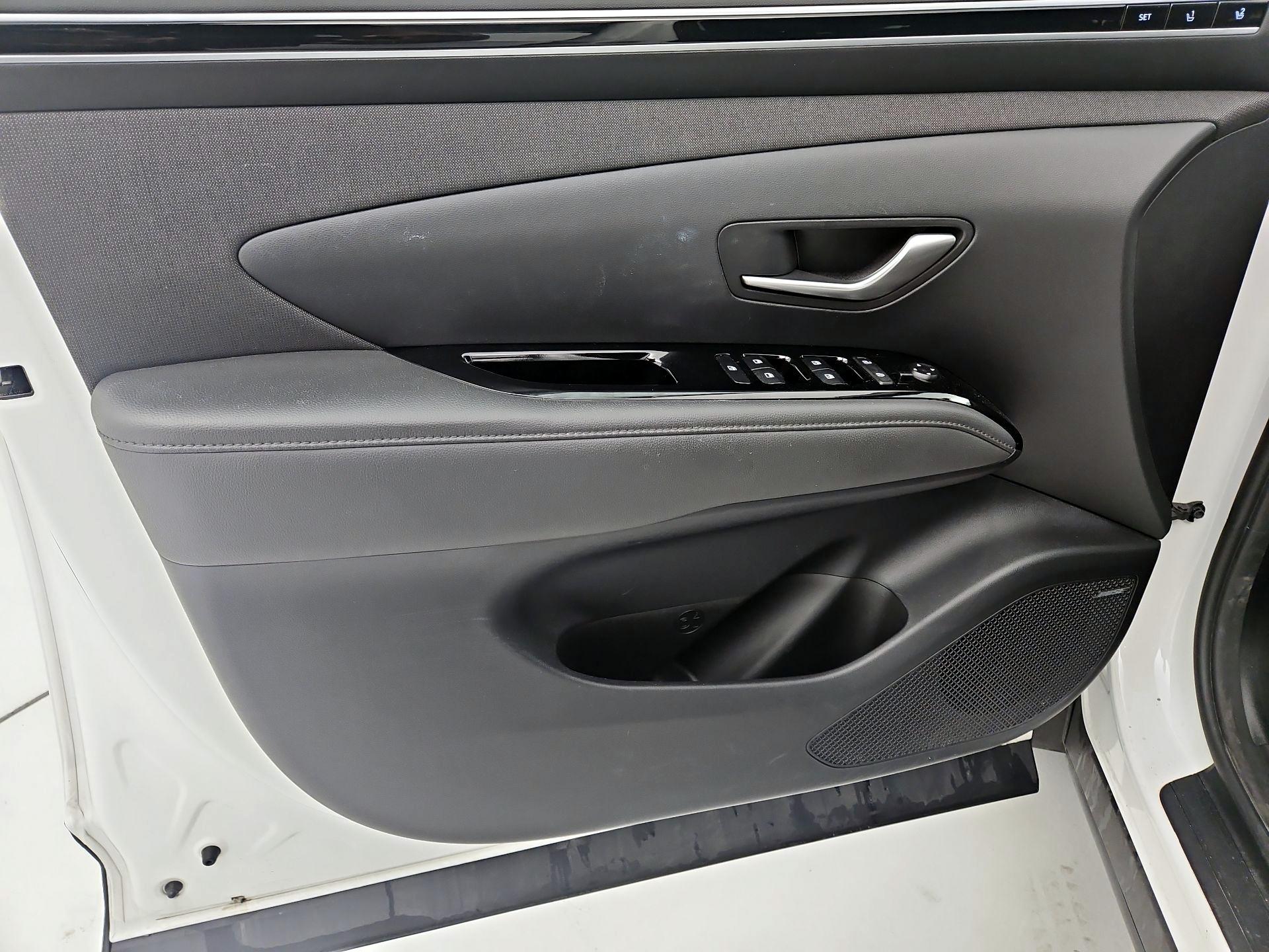 Thumbnail: 2022 Hyundai Tucson - 12