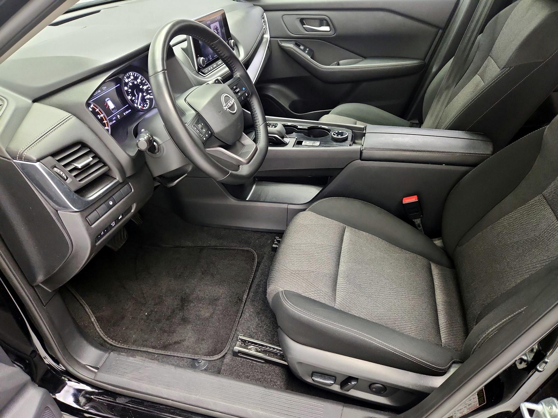 Thumbnail: 2025 Nissan Rogue - 11