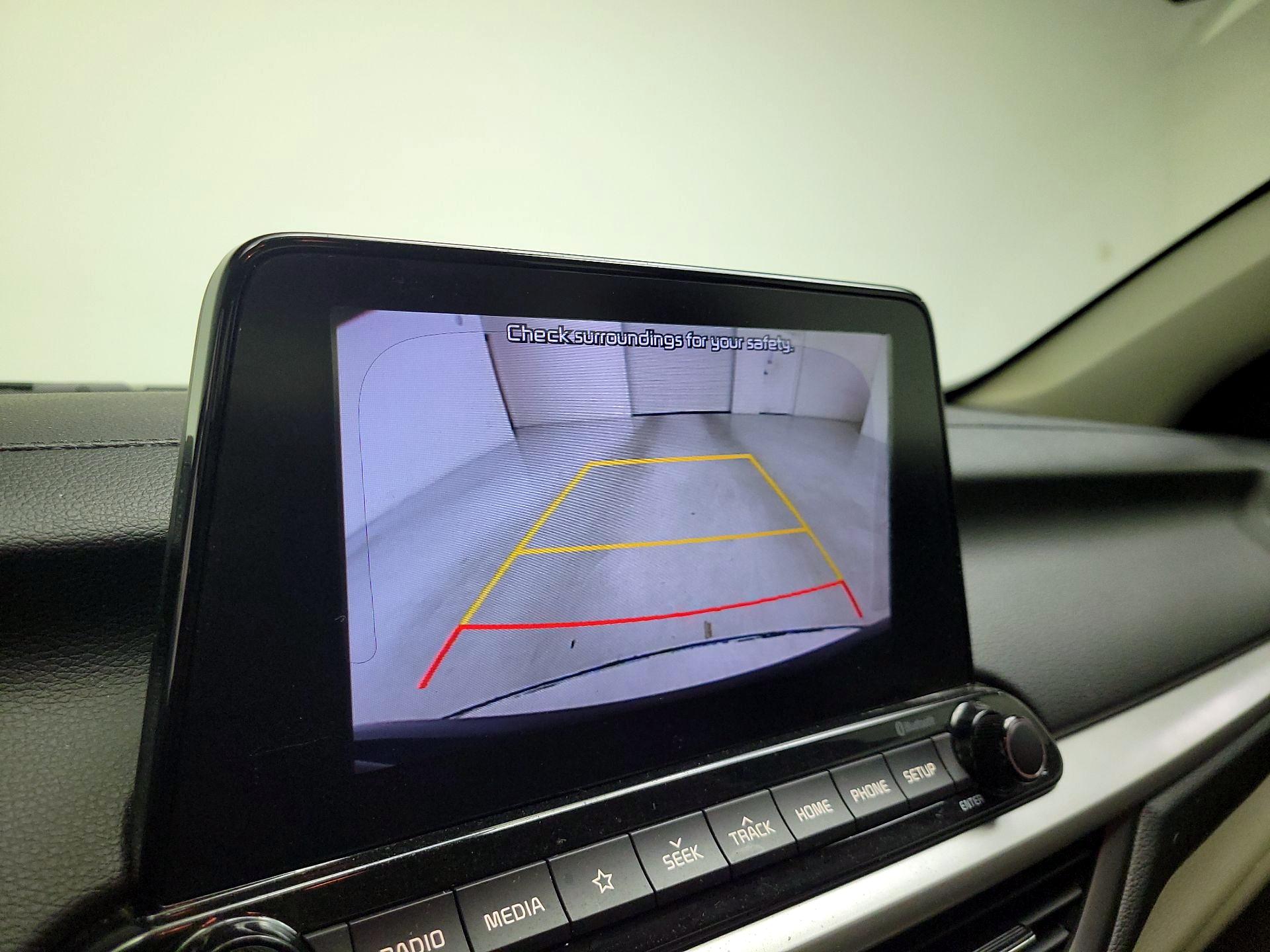 Thumbnail: 2021 Kia Forte - 14