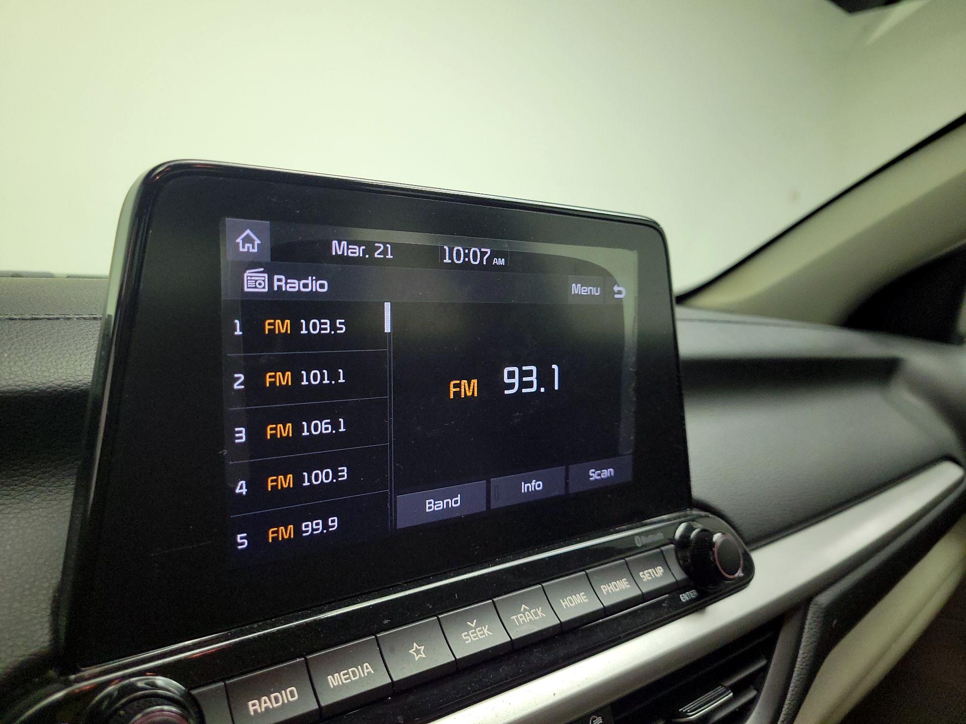 Thumbnail: 2021 Kia Forte - 15