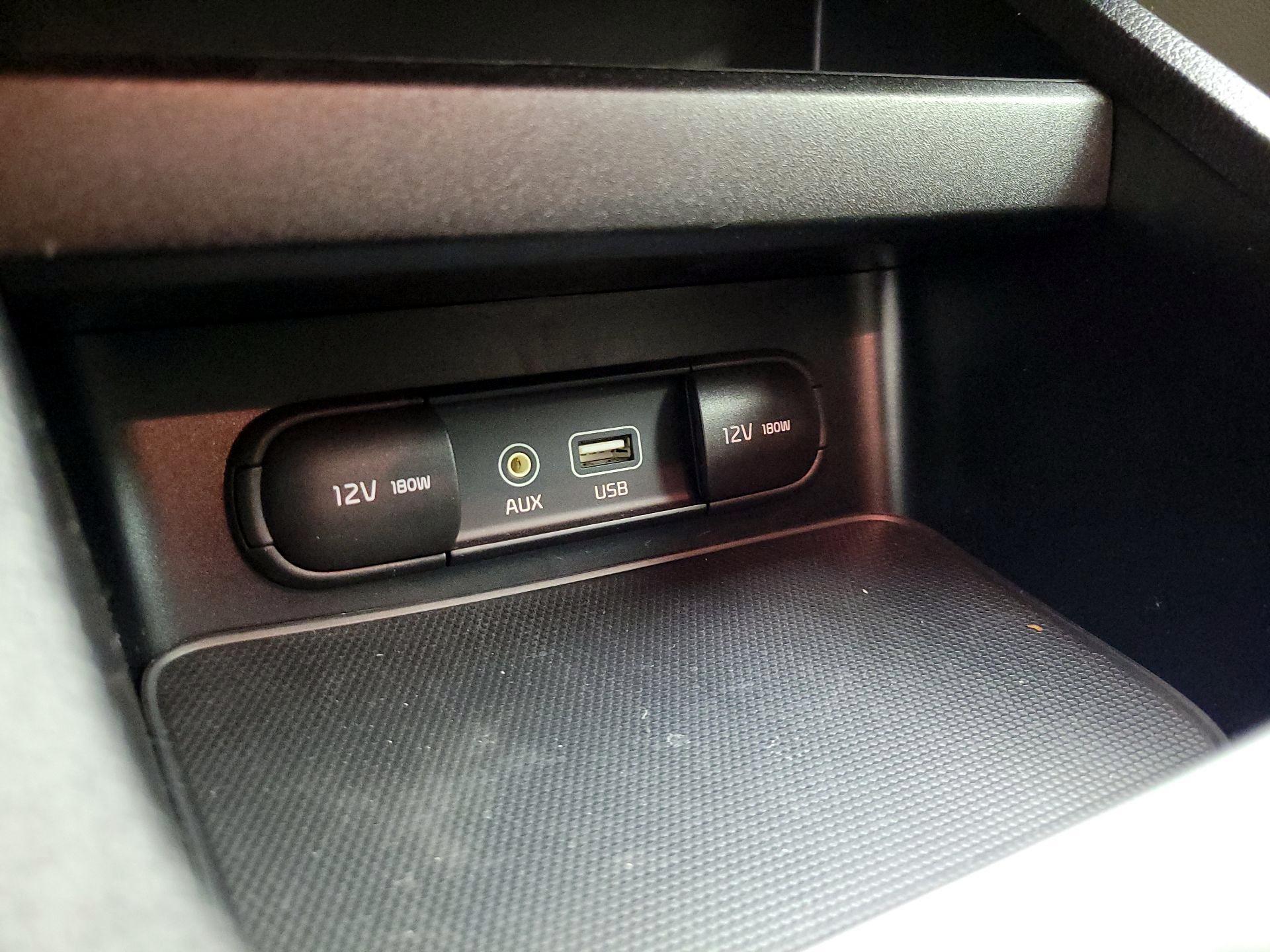 Thumbnail: 2021 Kia Forte - 18