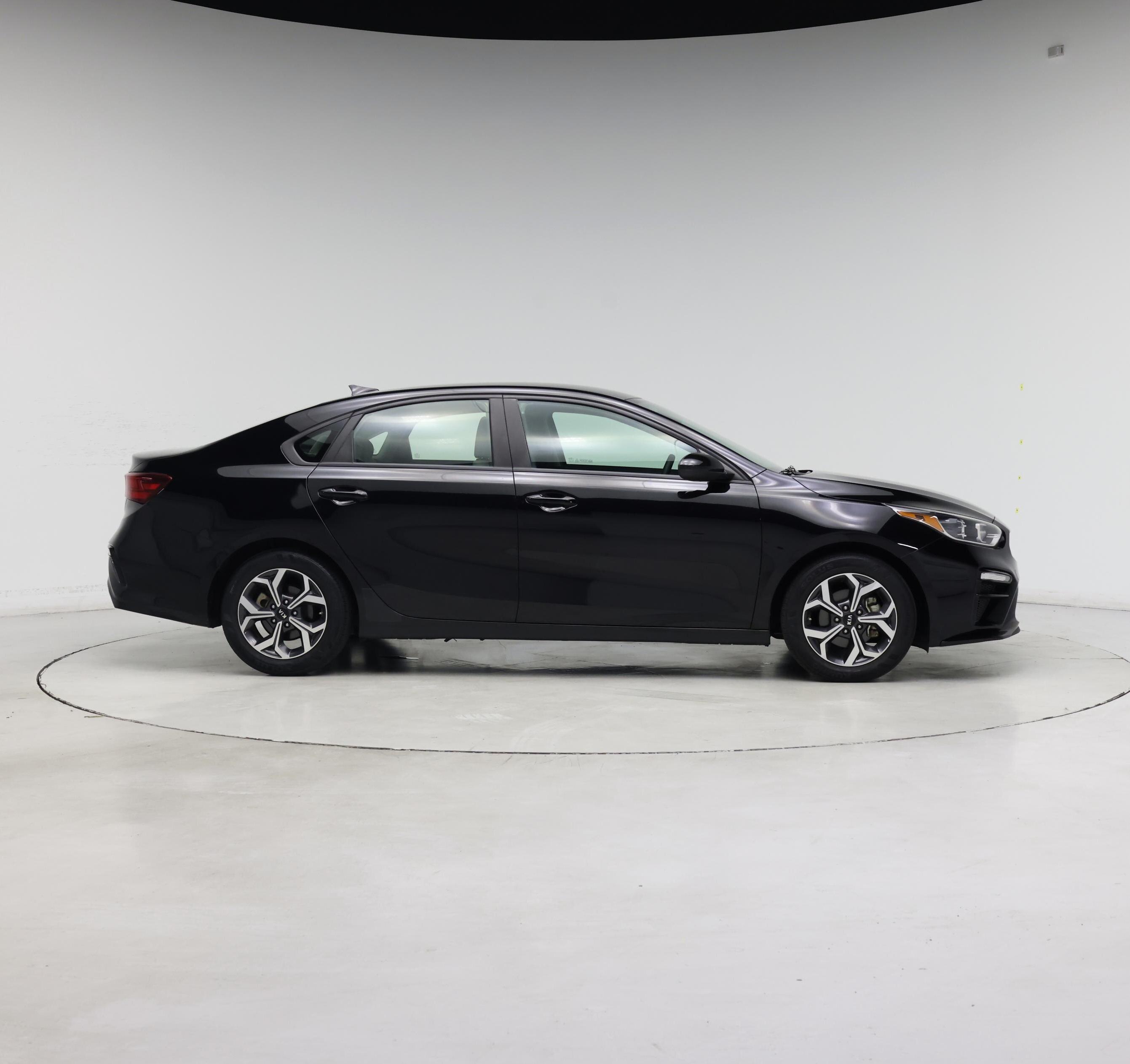 Thumbnail: 2021 Kia Forte - 7