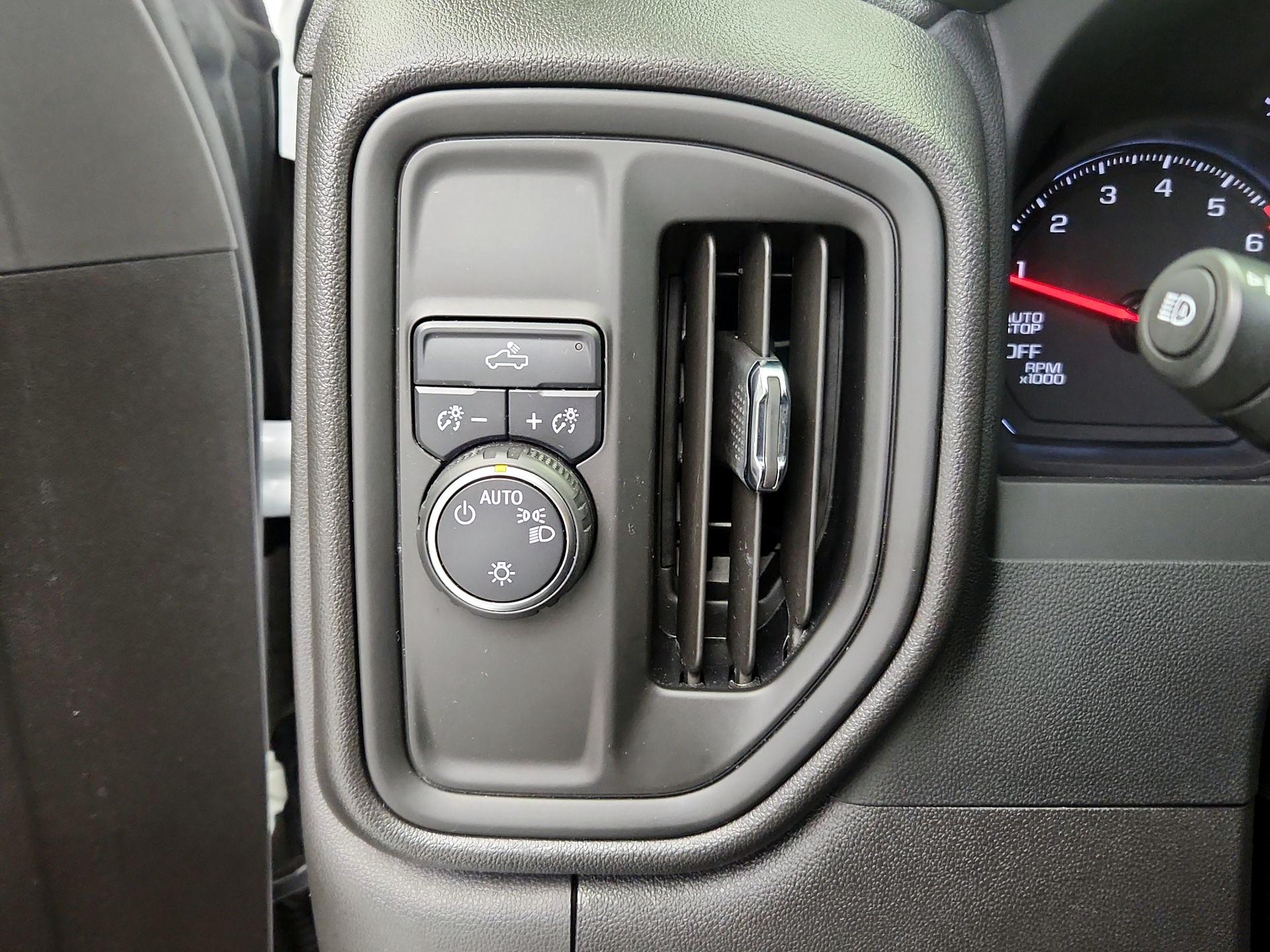 Thumbnail: 2024 Chevrolet Silverado 1500 - 13