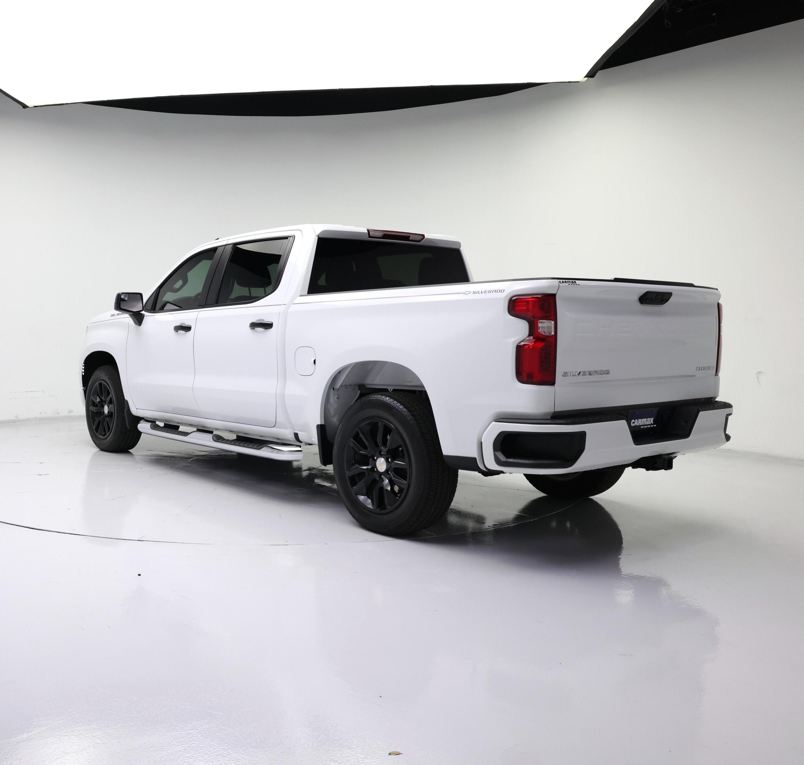 Thumbnail: 2024 Chevrolet Silverado 1500 - 2