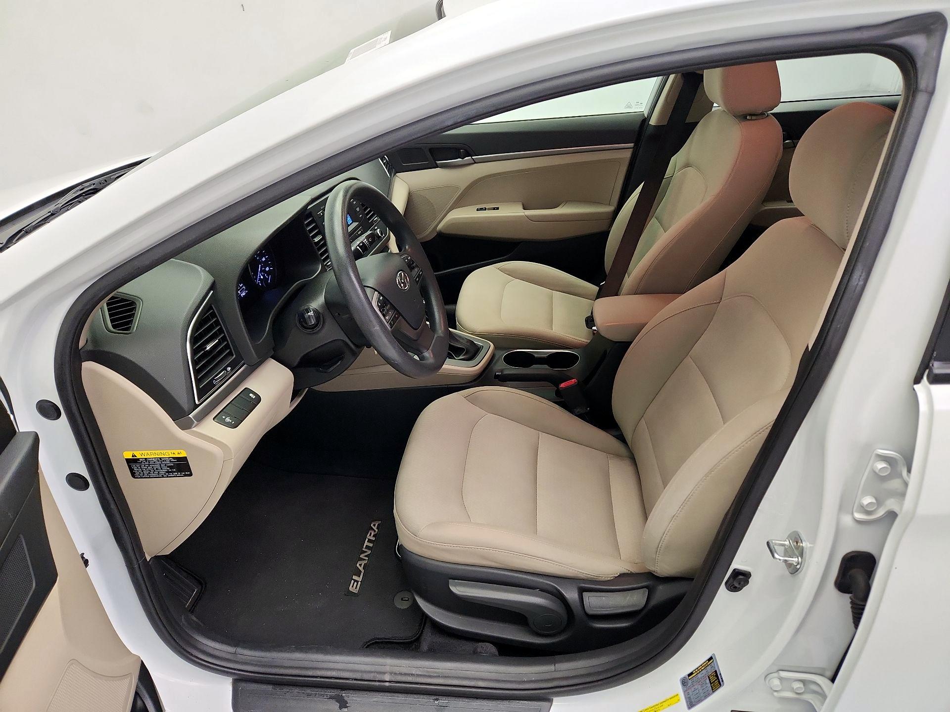 Thumbnail: 2018 Hyundai Elantra - 11