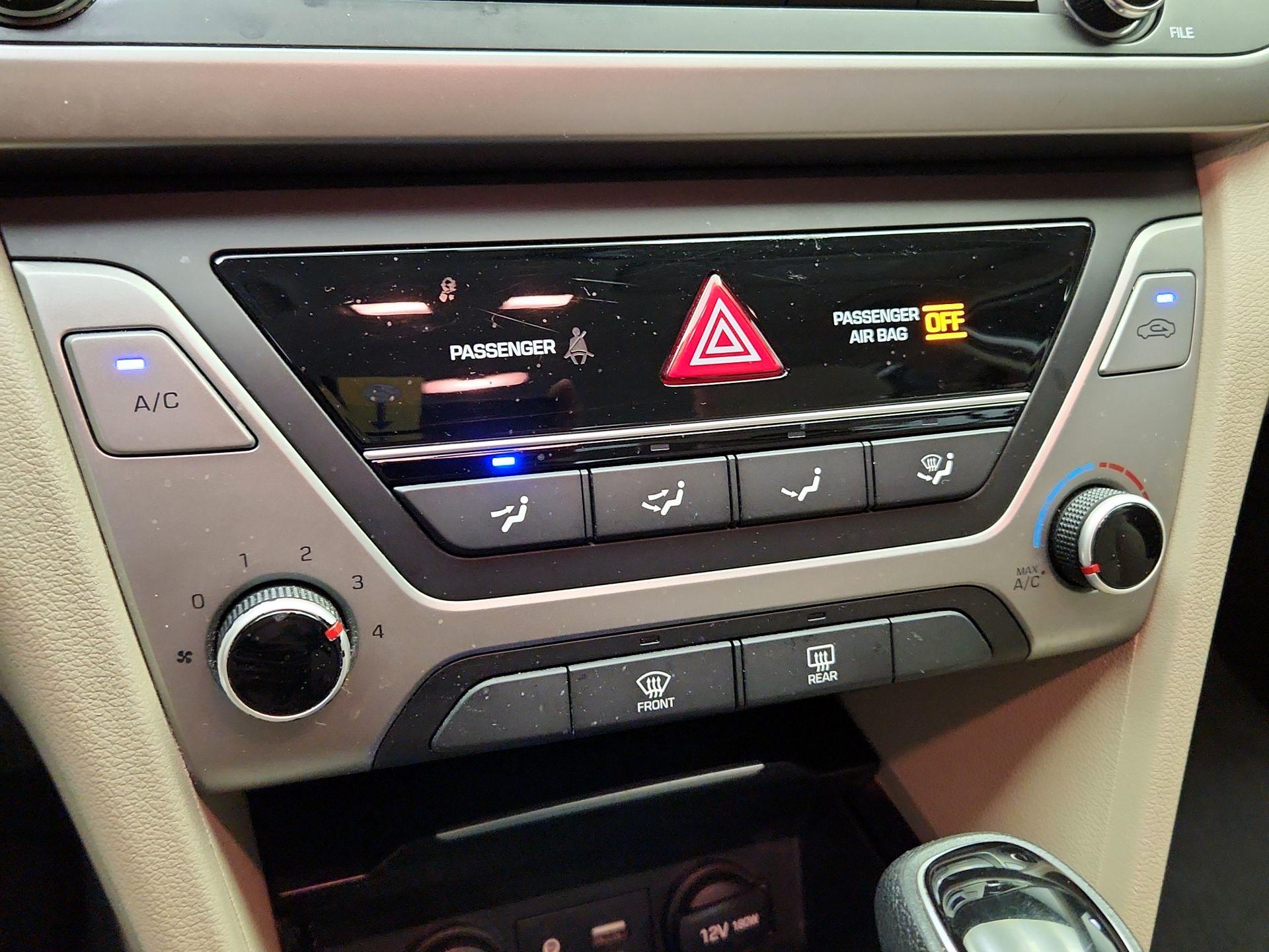 Thumbnail: 2018 Hyundai Elantra - 15