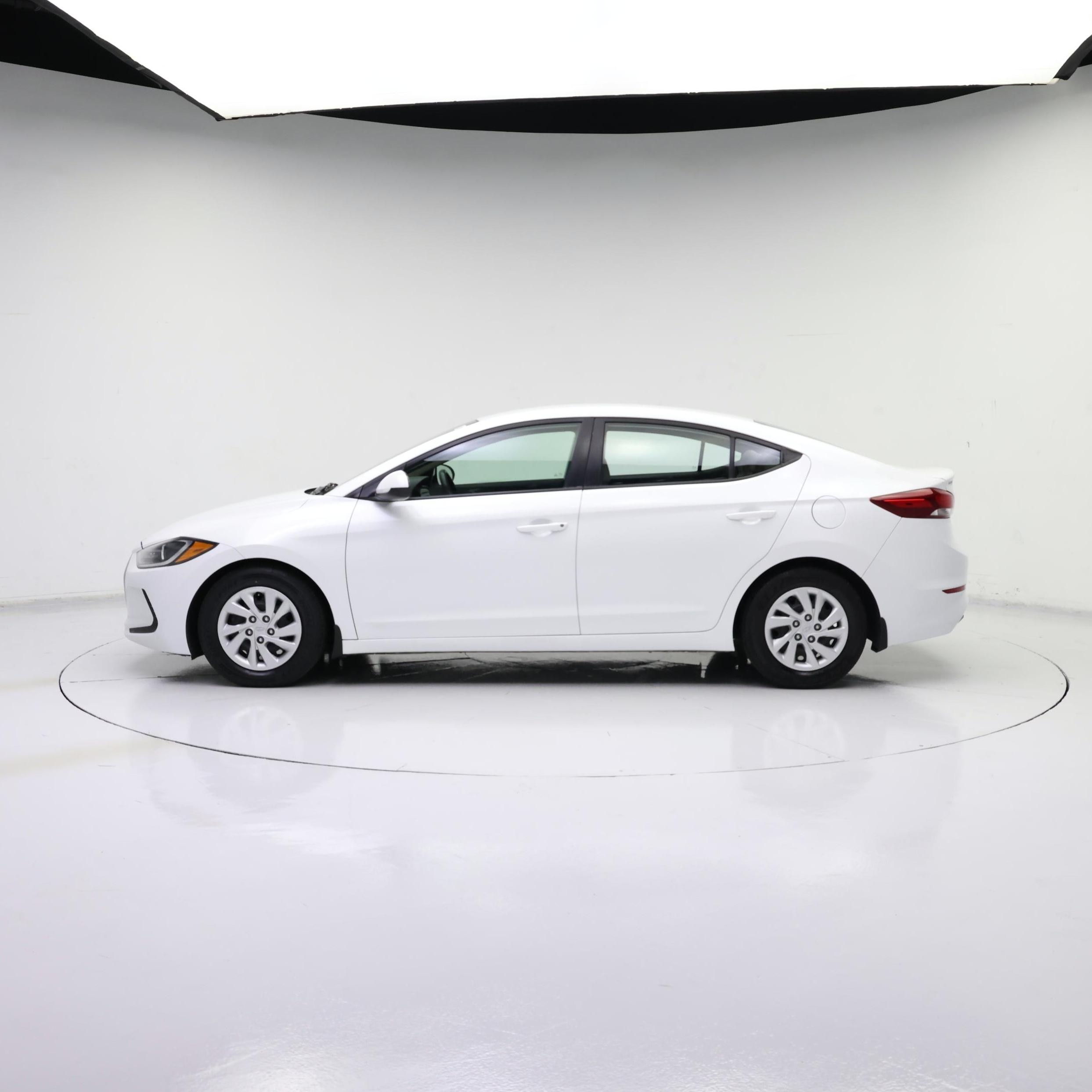 Thumbnail: 2018 Hyundai Elantra - 3