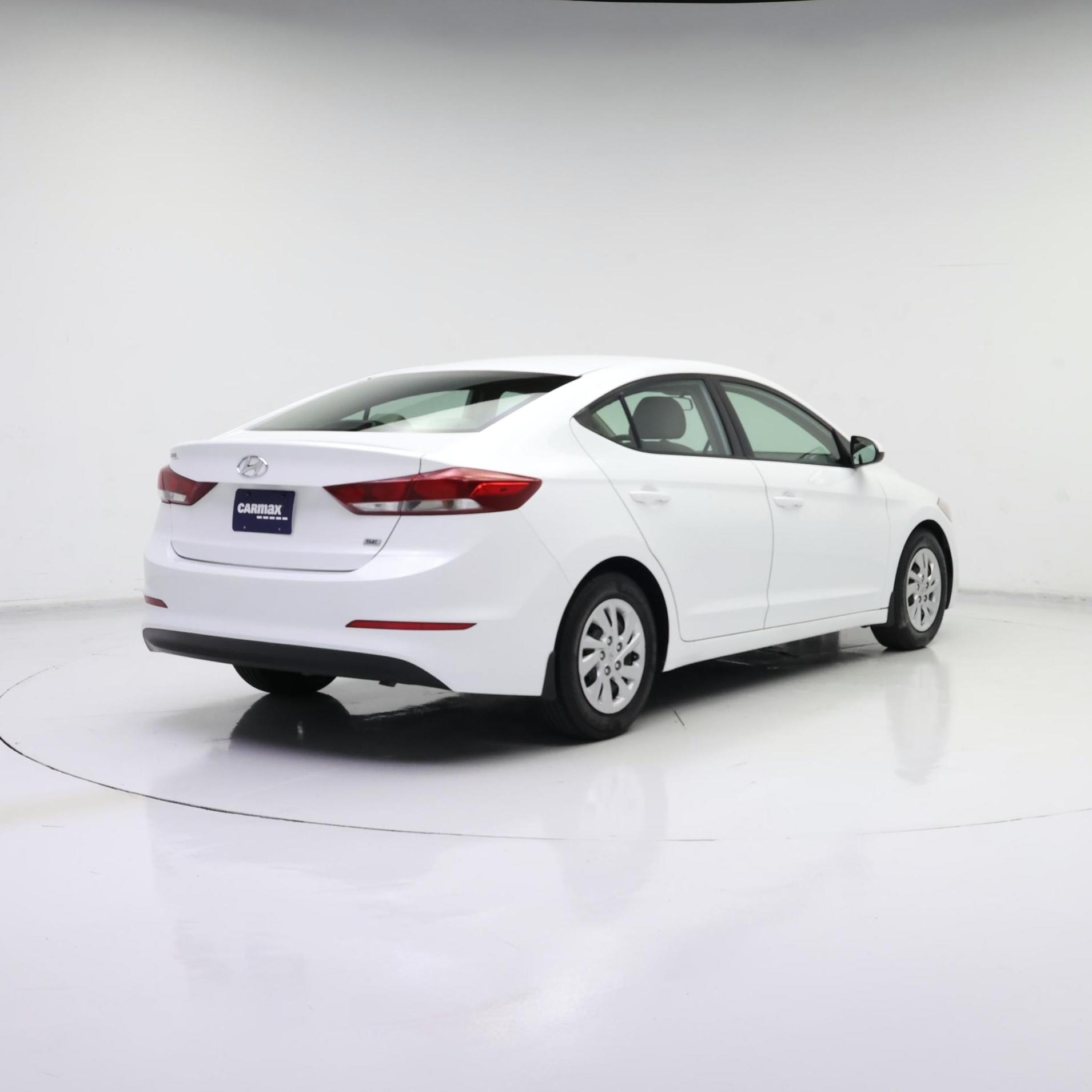 Thumbnail: 2018 Hyundai Elantra - 8