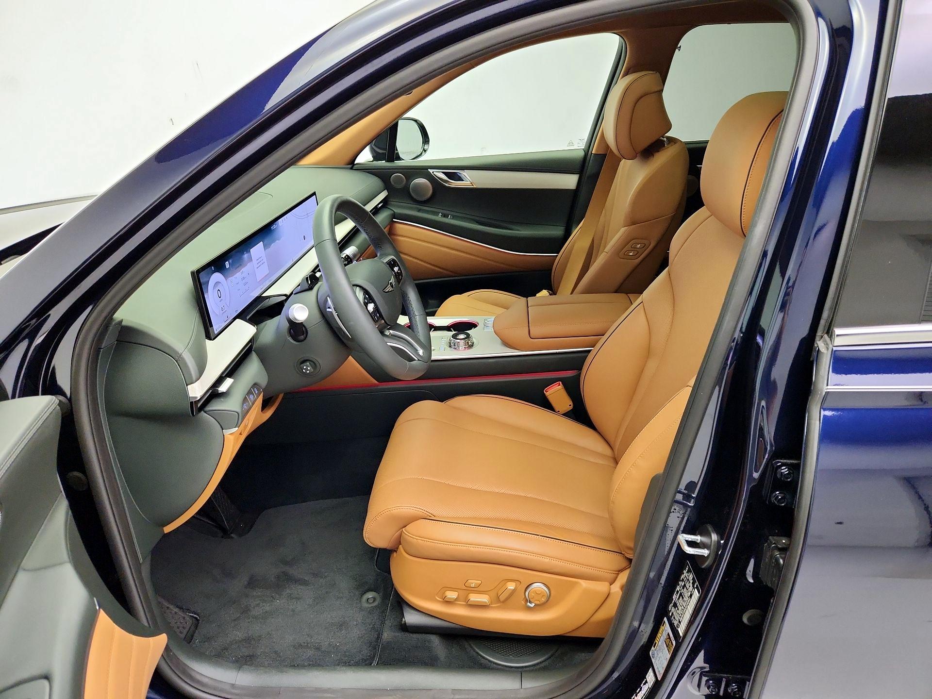 Thumbnail: 2025 Genesis GV80 - 11