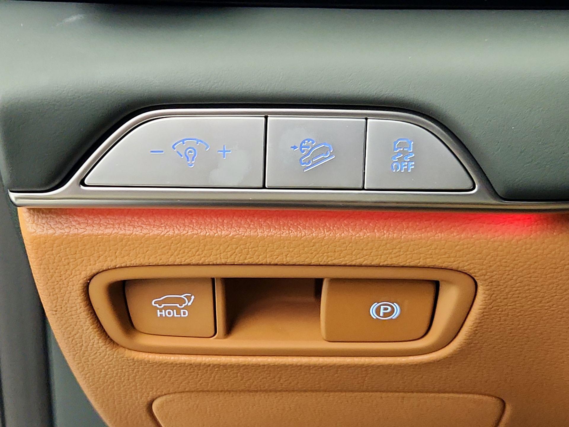 Thumbnail: 2025 Genesis GV80 - 13