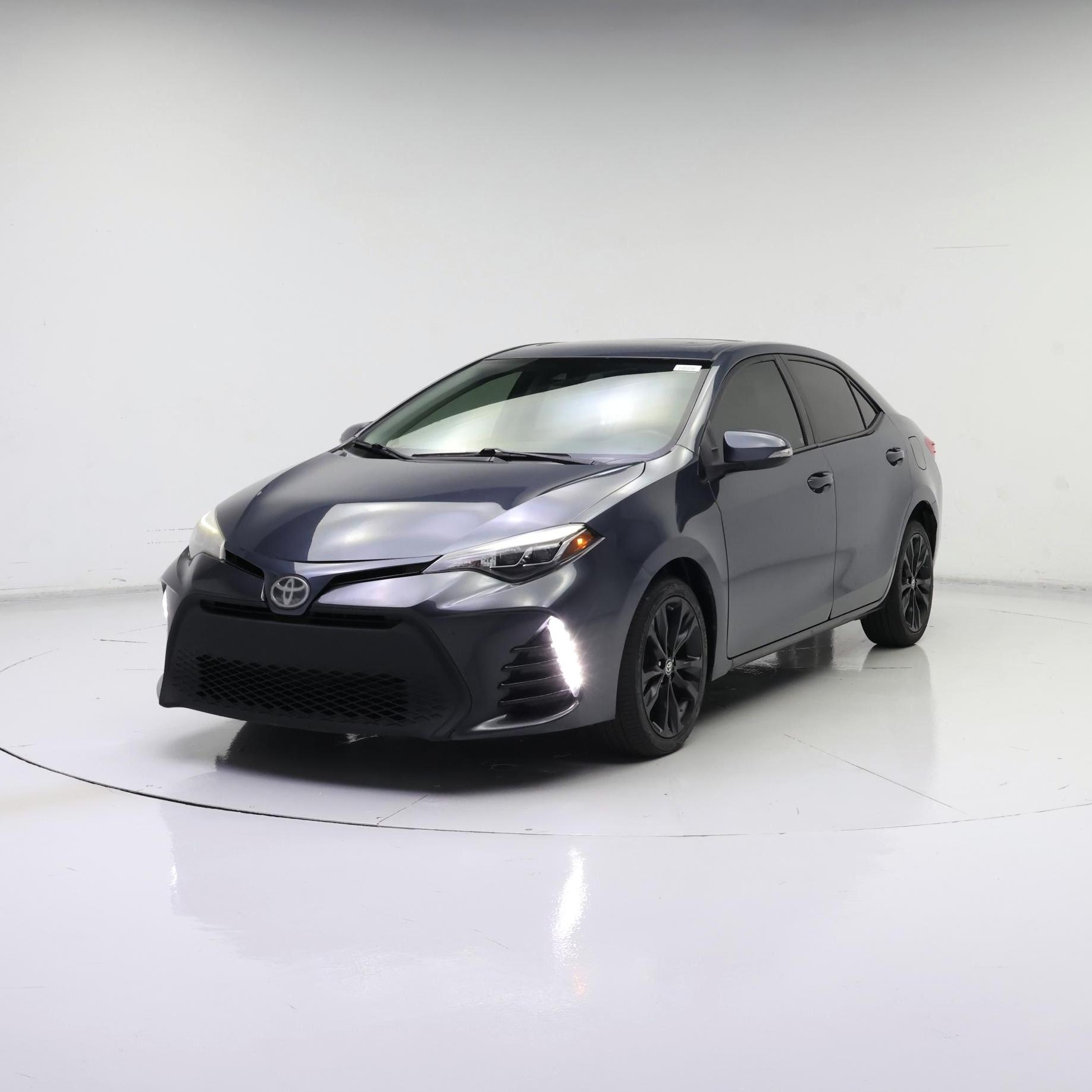 Thumbnail: 2017 Toyota Corolla - 4