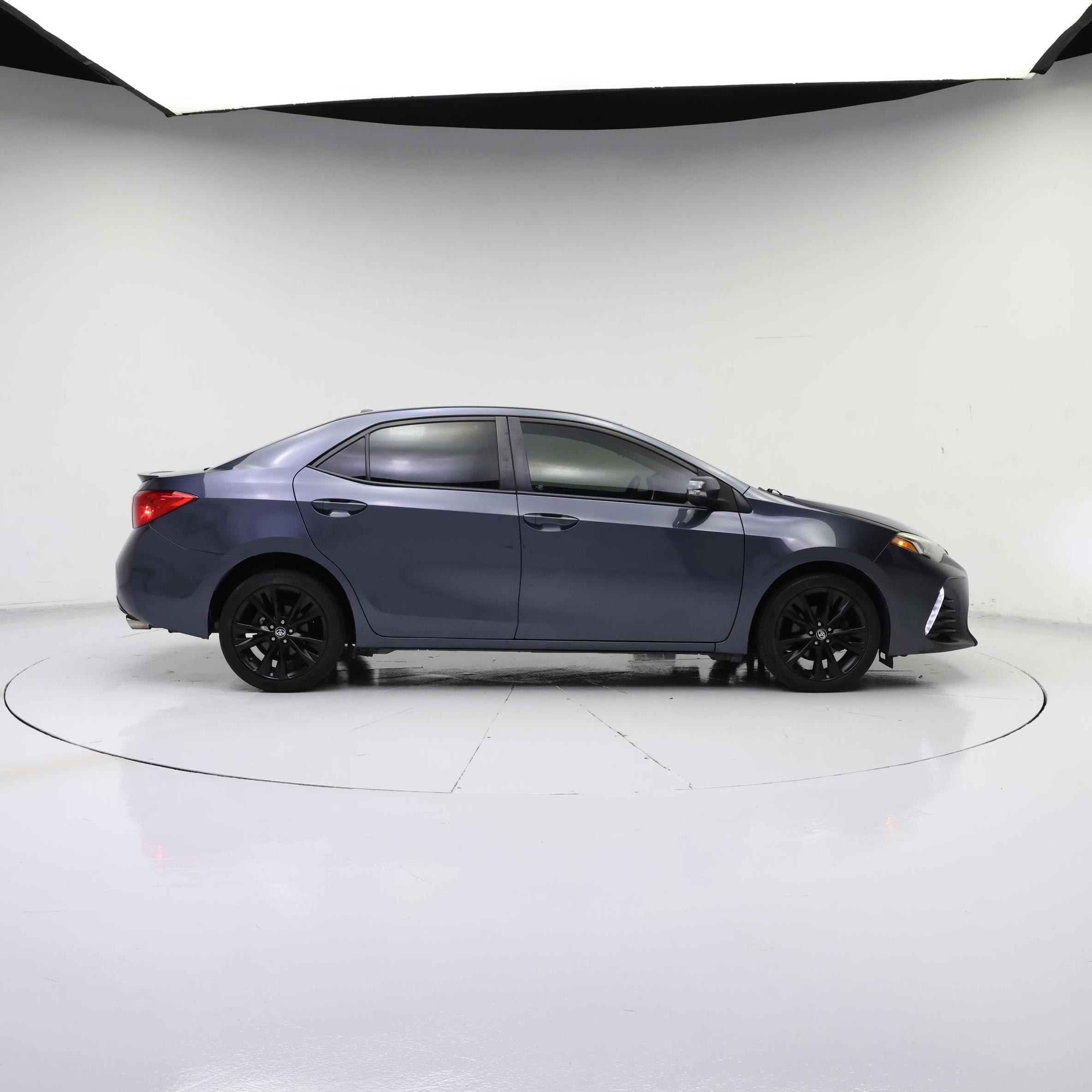 Thumbnail: 2017 Toyota Corolla - 7