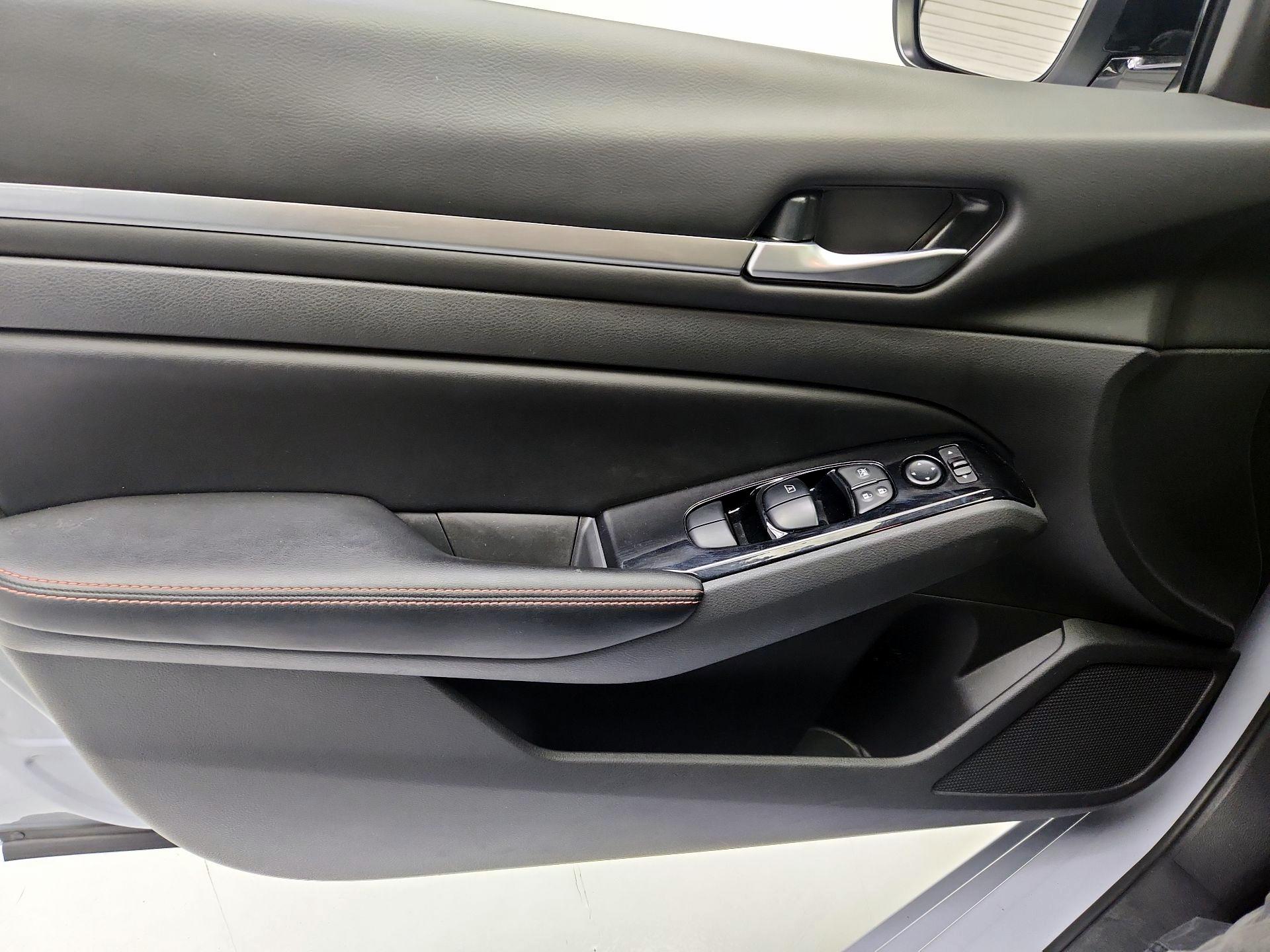 Thumbnail: 2025 Nissan Altima - 12