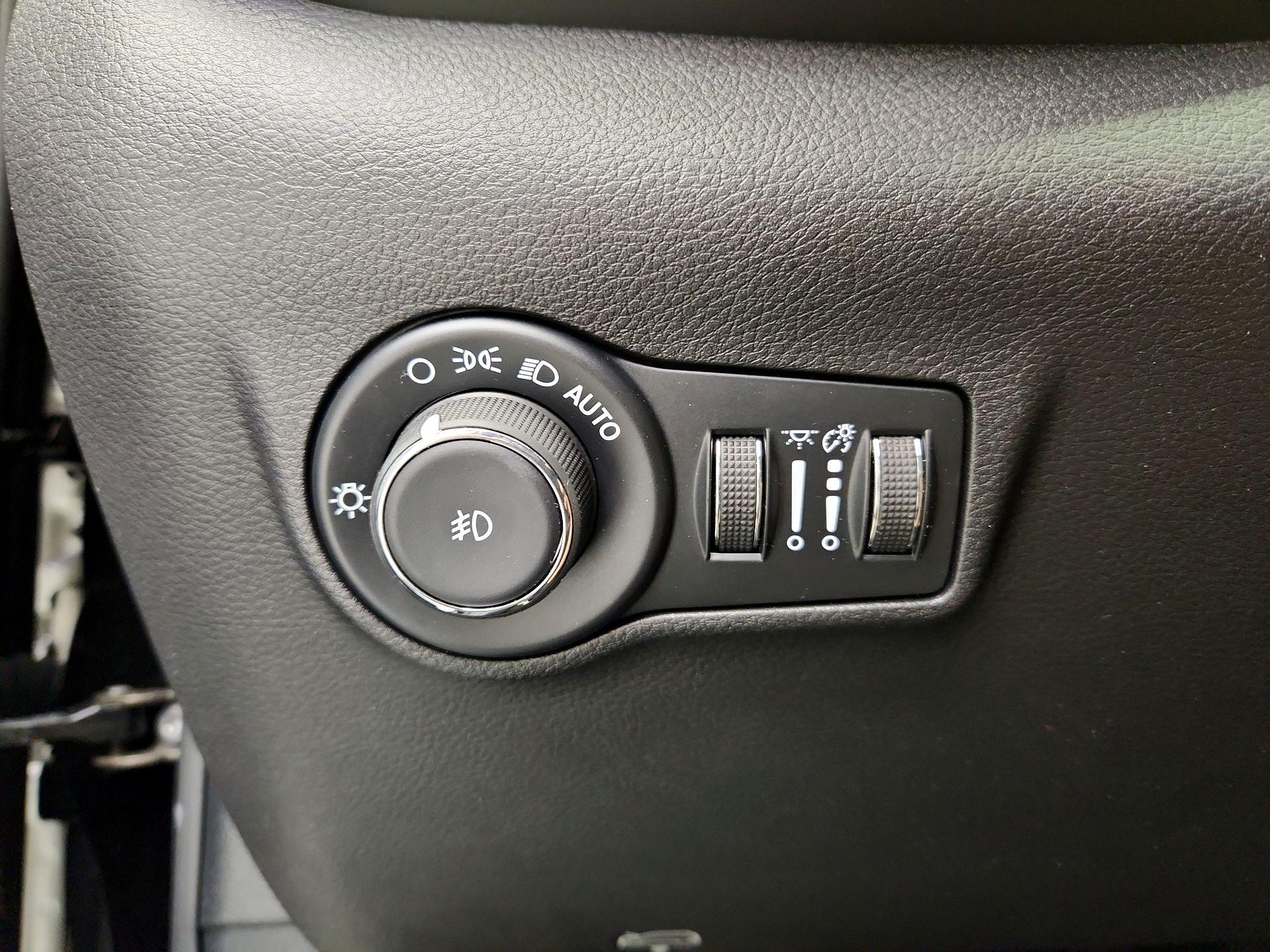 Thumbnail: 2025 Jeep Compass - 13