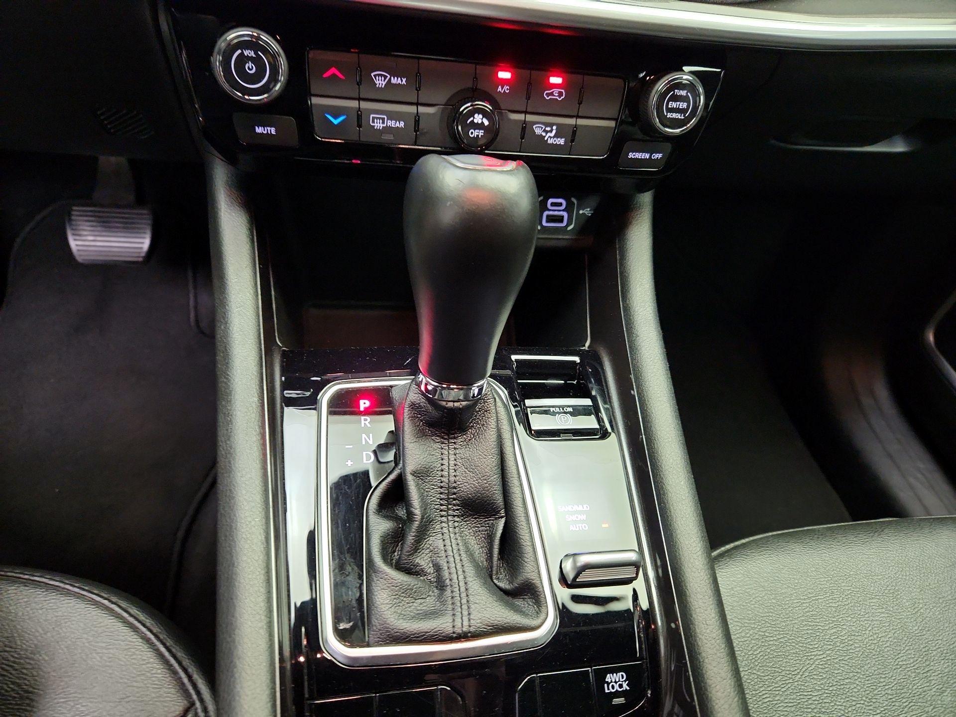 Thumbnail: 2025 Jeep Compass - 17