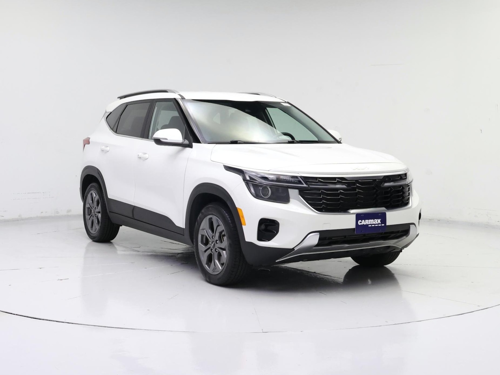 2024 Kia Seltos S - Photo 2