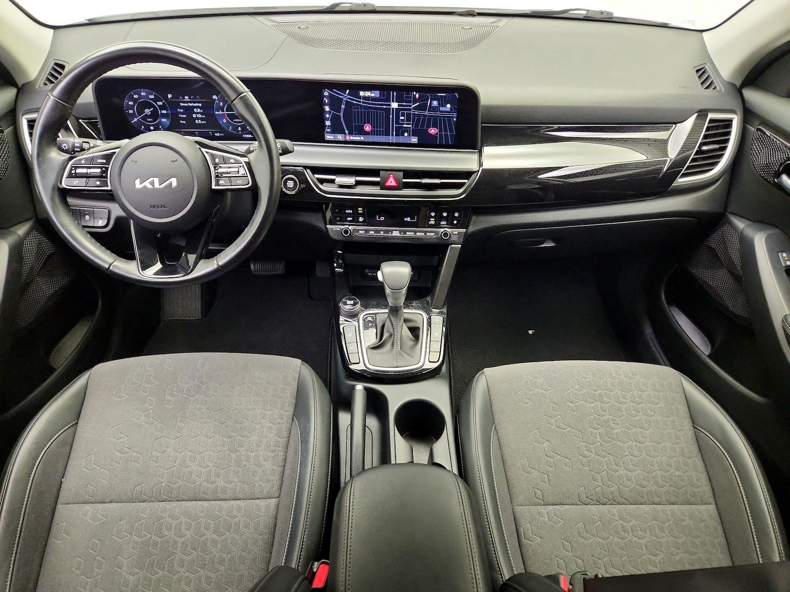2024 Kia Seltos S - Photo 10