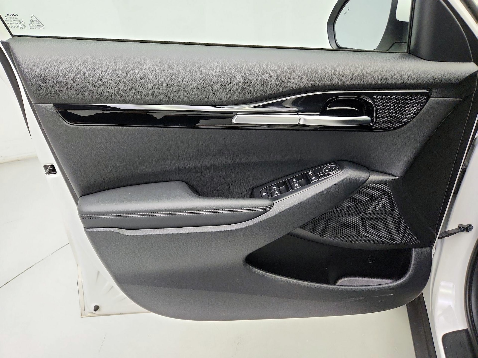2024 Kia Seltos S - Photo 13