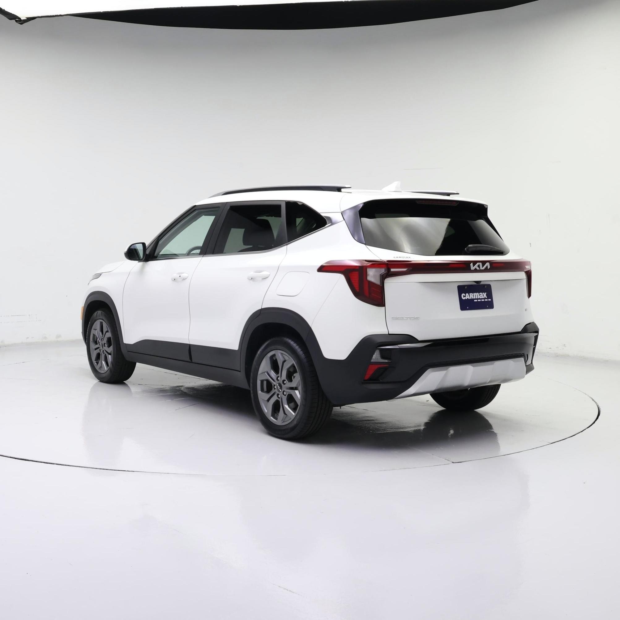 Thumbnail: 2024 Kia Seltos - 2