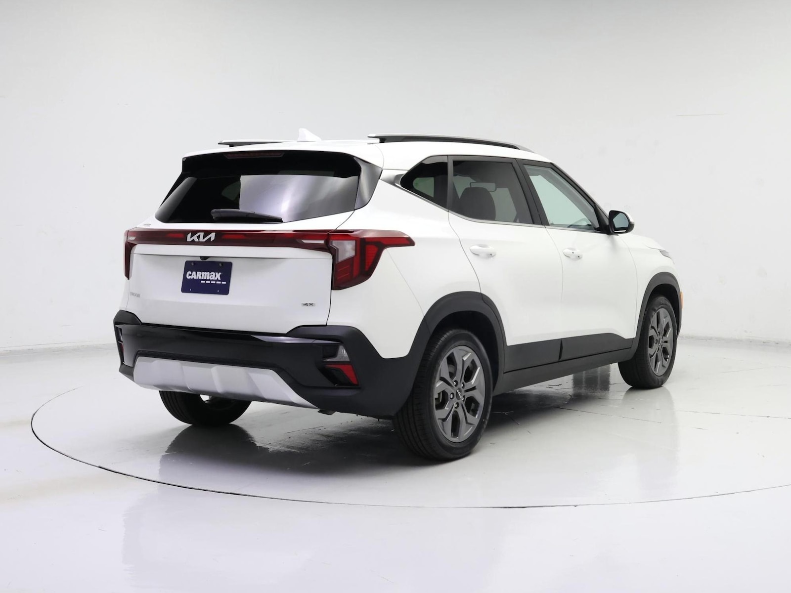 2024 Kia Seltos S - Photo 9