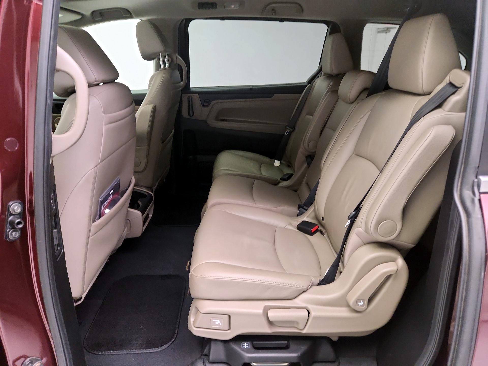 Thumbnail: 2018 Honda Odyssey - 19