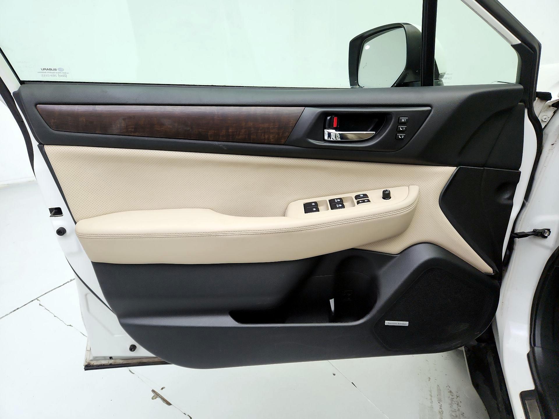 Thumbnail: 2015 Subaru Outback - 12