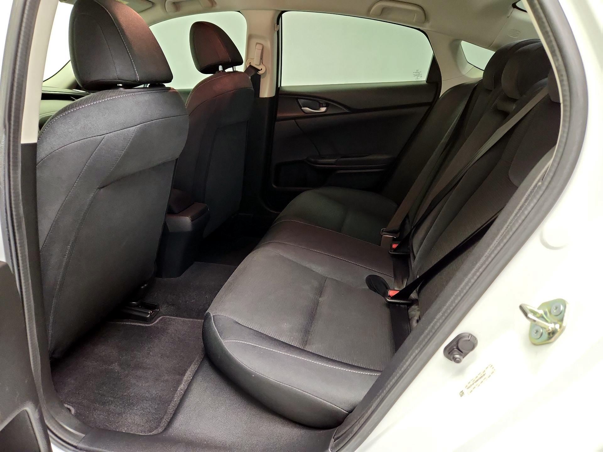 Thumbnail: 2021 Honda Insight - 19